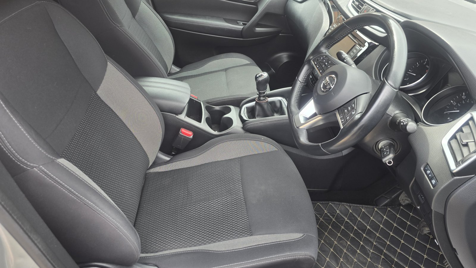 Nissan Qashqai - Image 11