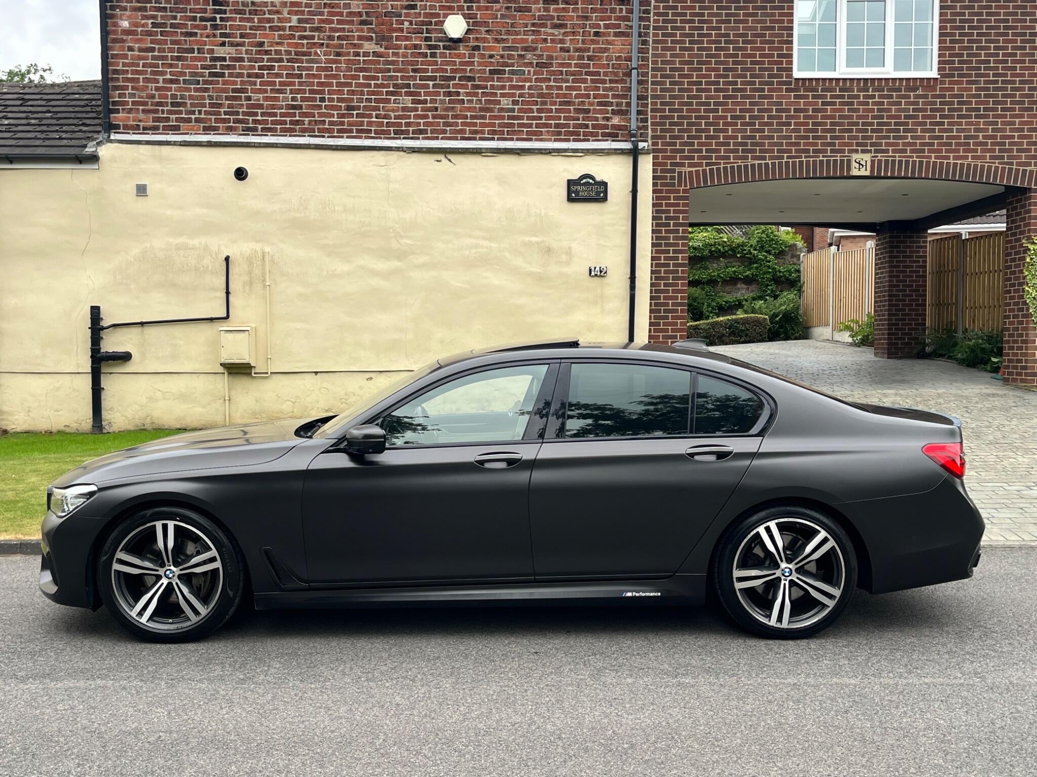 BMW 7 Series - Image 3
