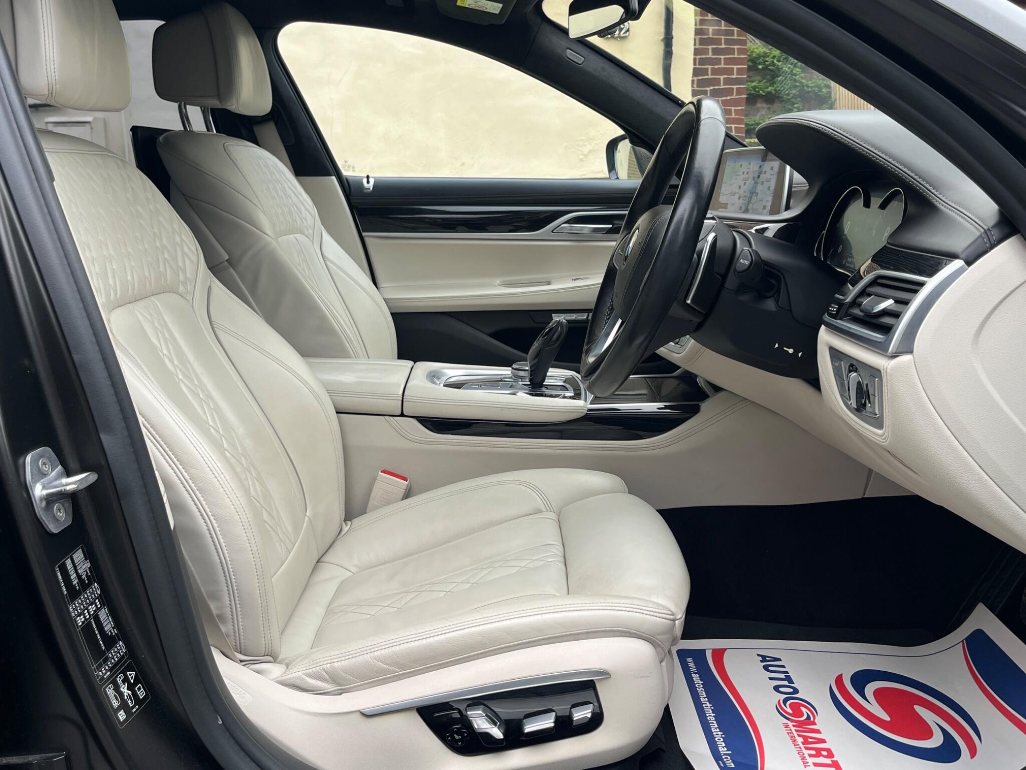 BMW 7 Series - Image 37