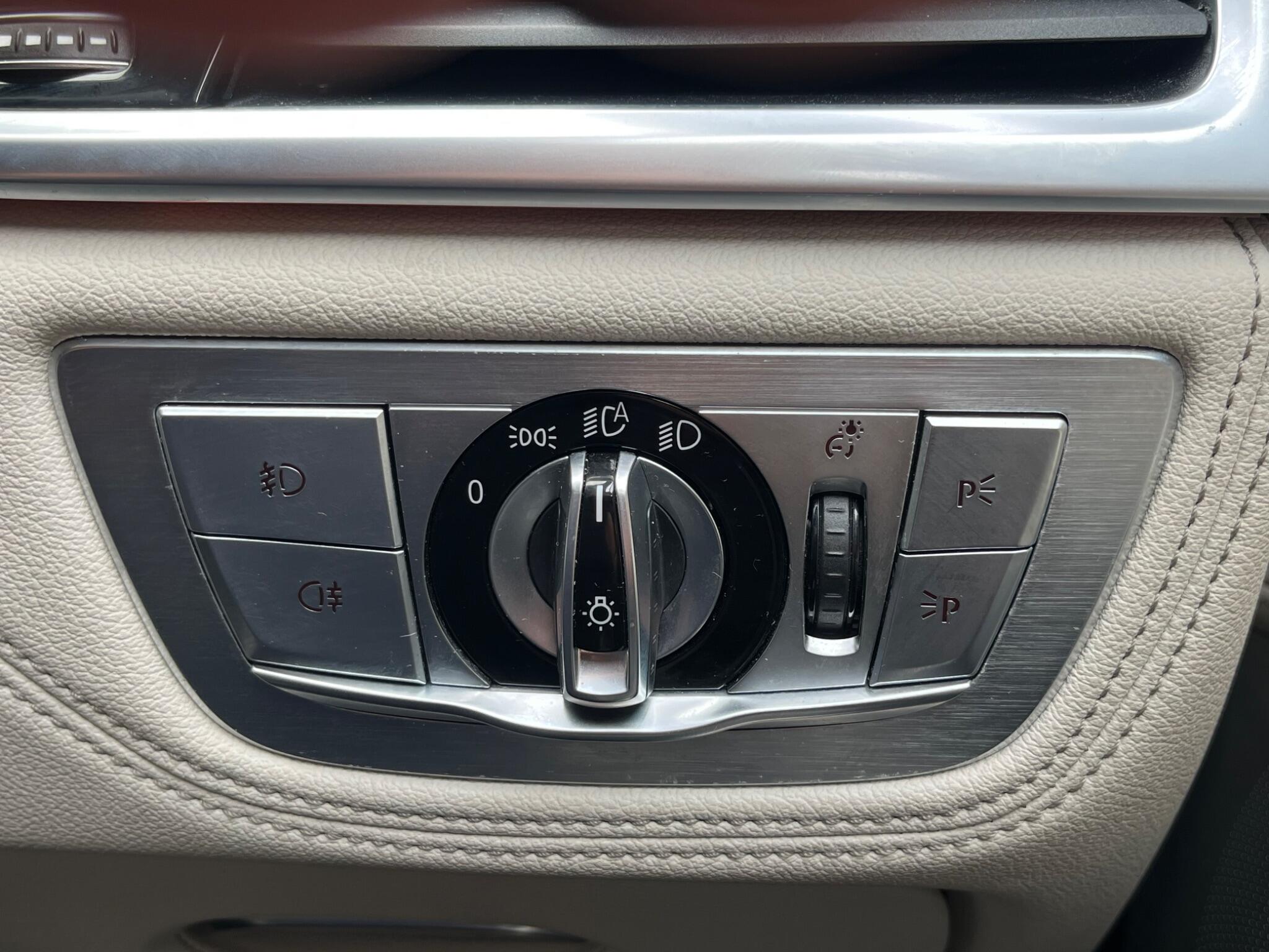 BMW 7 Series - Image 39