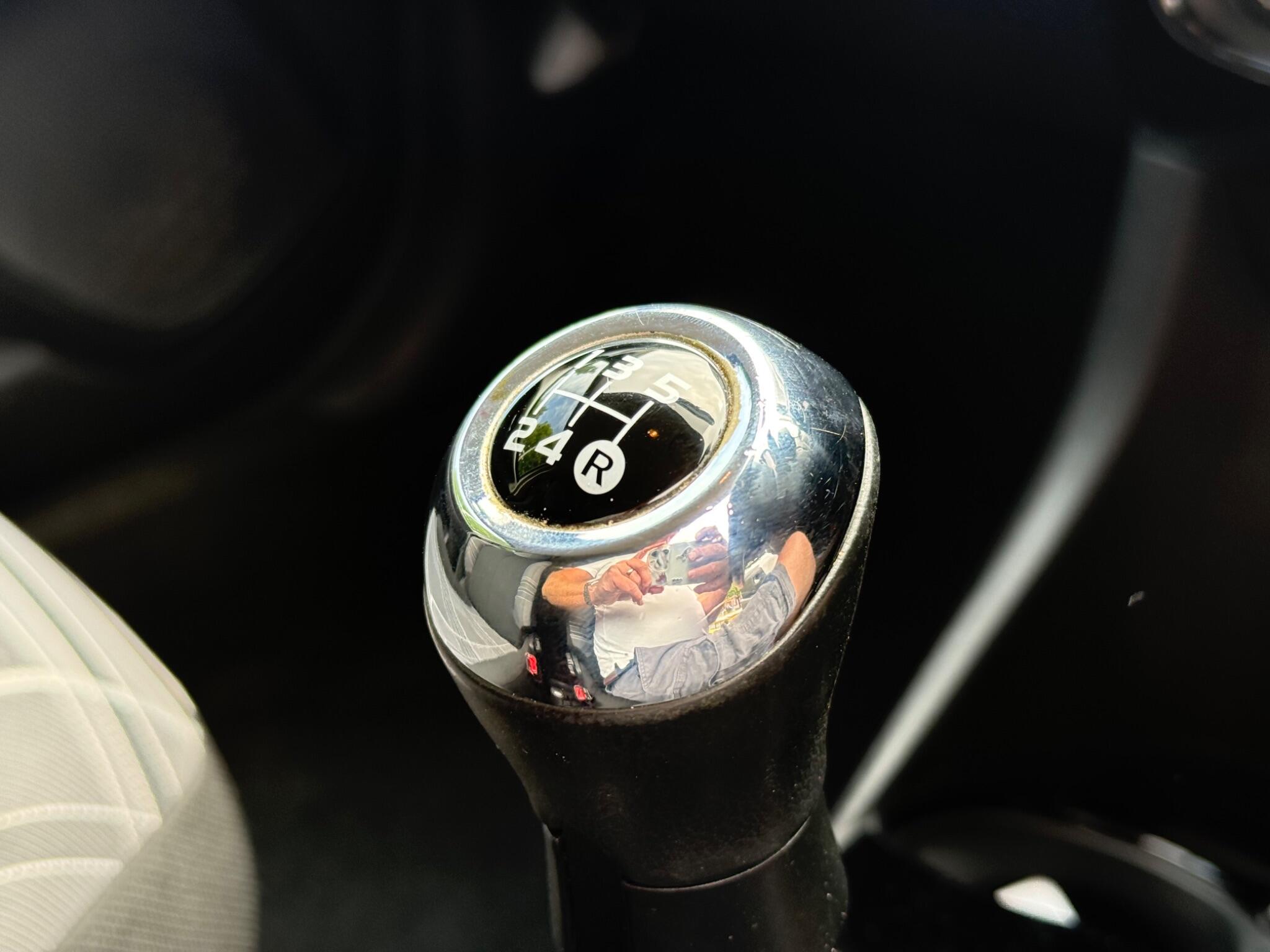 Peugeot 108 - Image 9