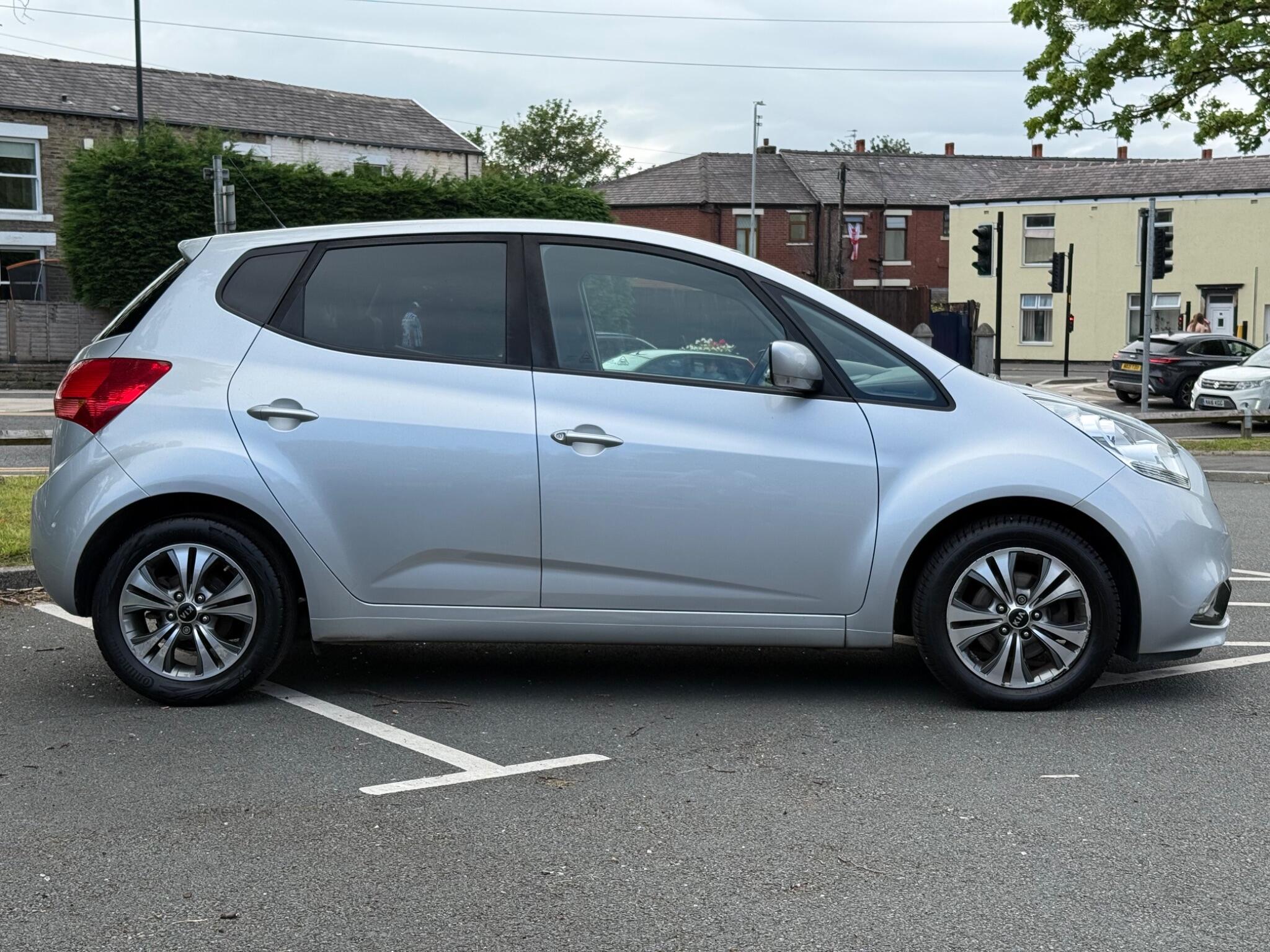 Kia Venga - Image 7
