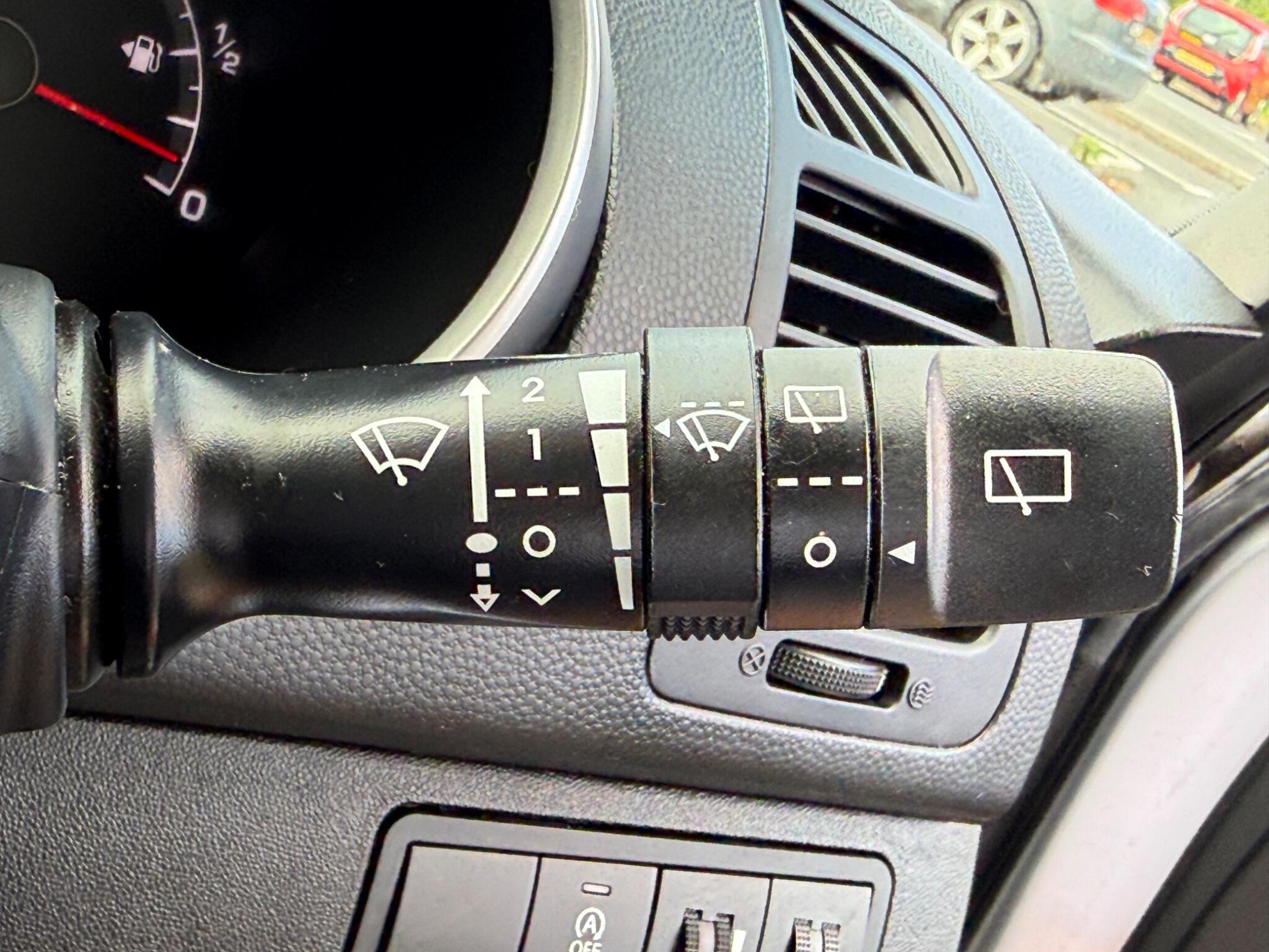 Kia Venga - Image 20