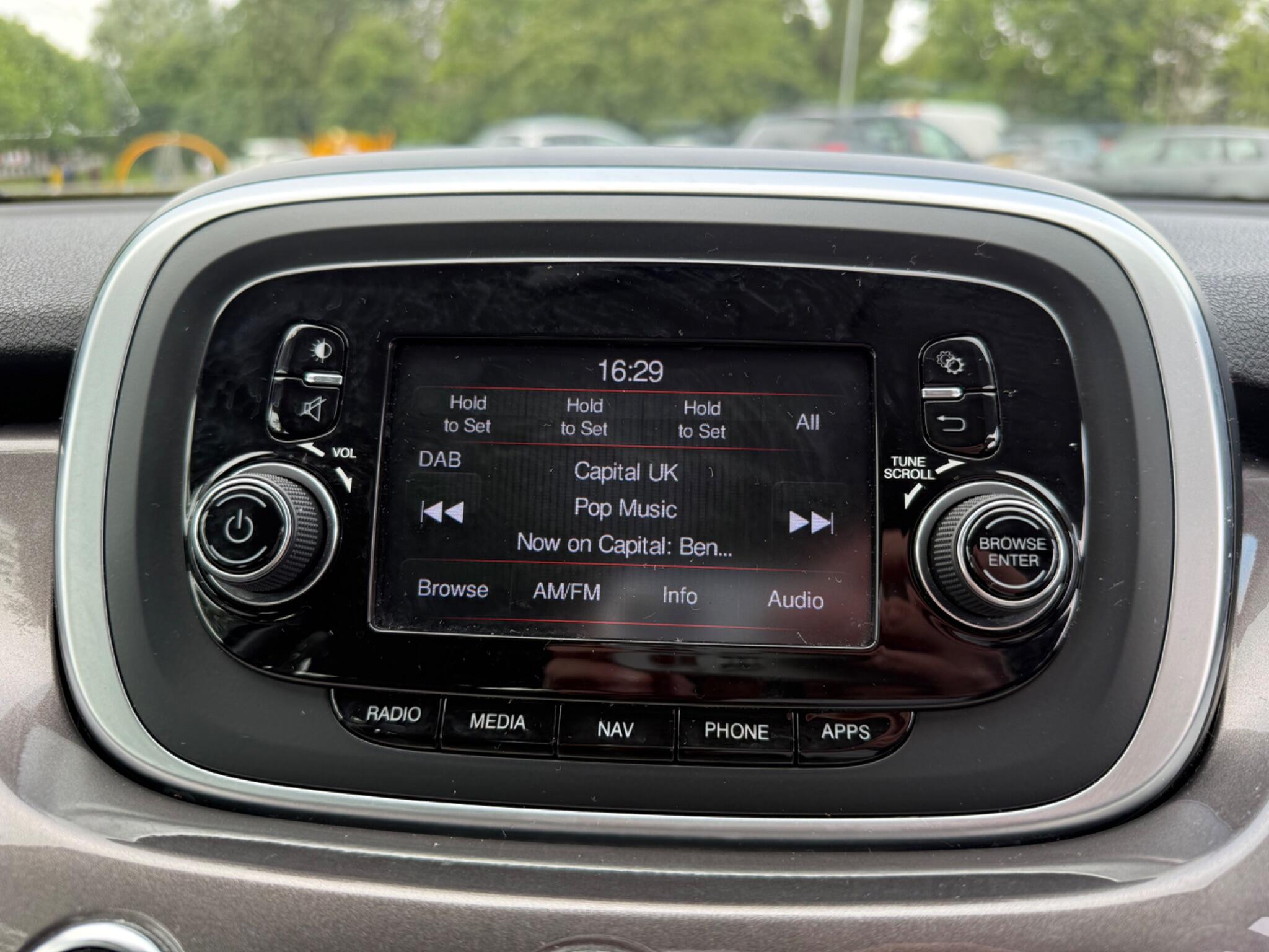 Fiat 500X - Image 29