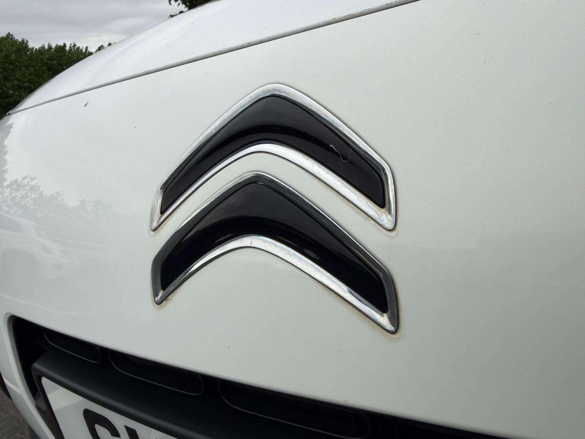 Citroen C4 Cactus - Image 13