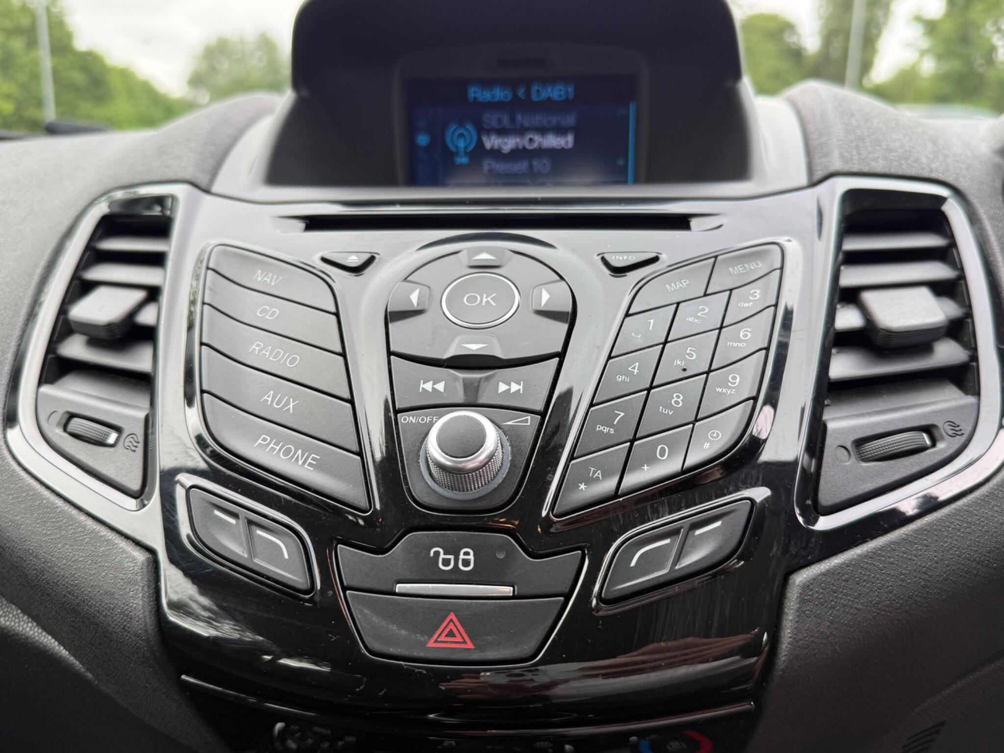Ford Fiesta - Image 28