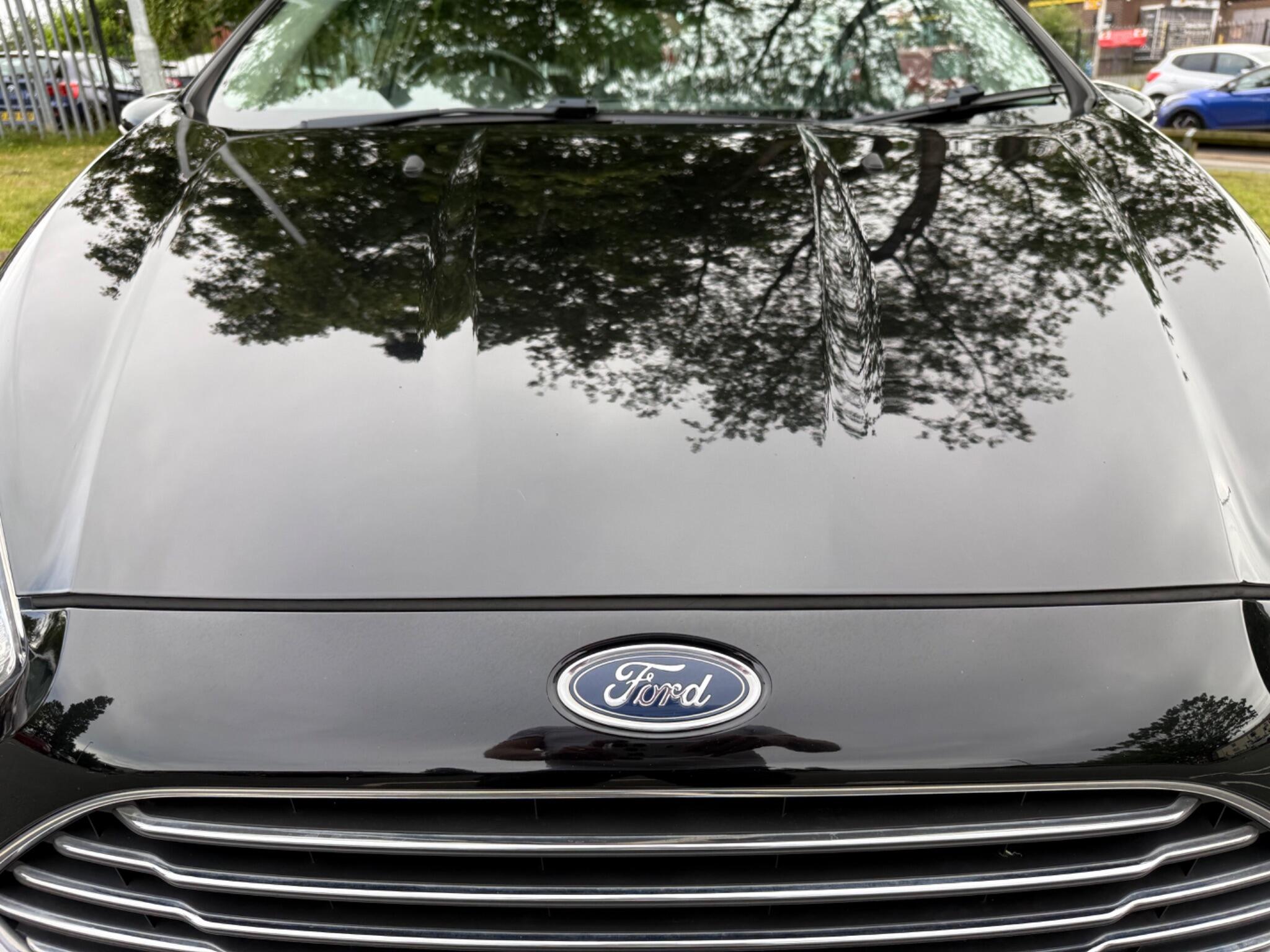 Ford Fiesta - Image 44