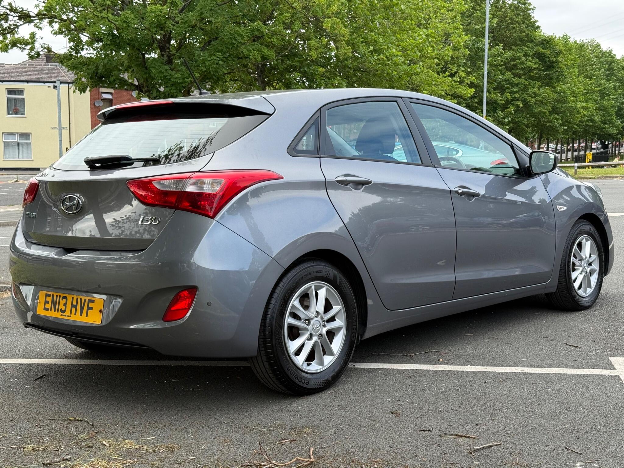 Hyundai i30 - Image 9