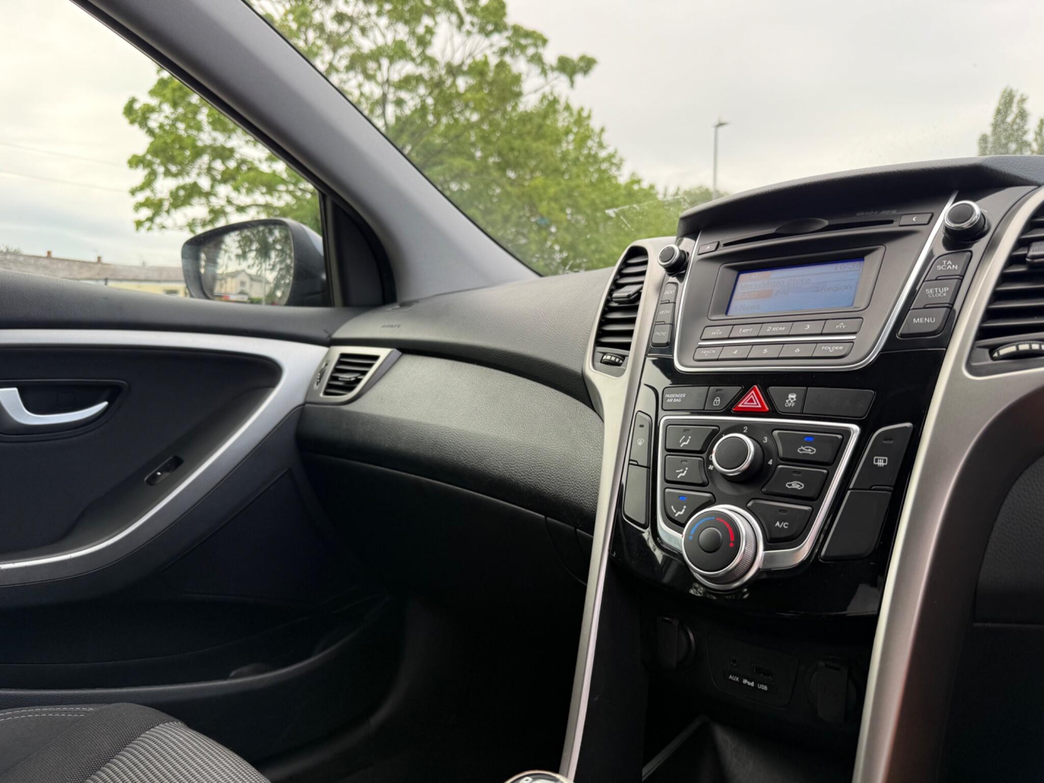 Hyundai i30 - Image 11
