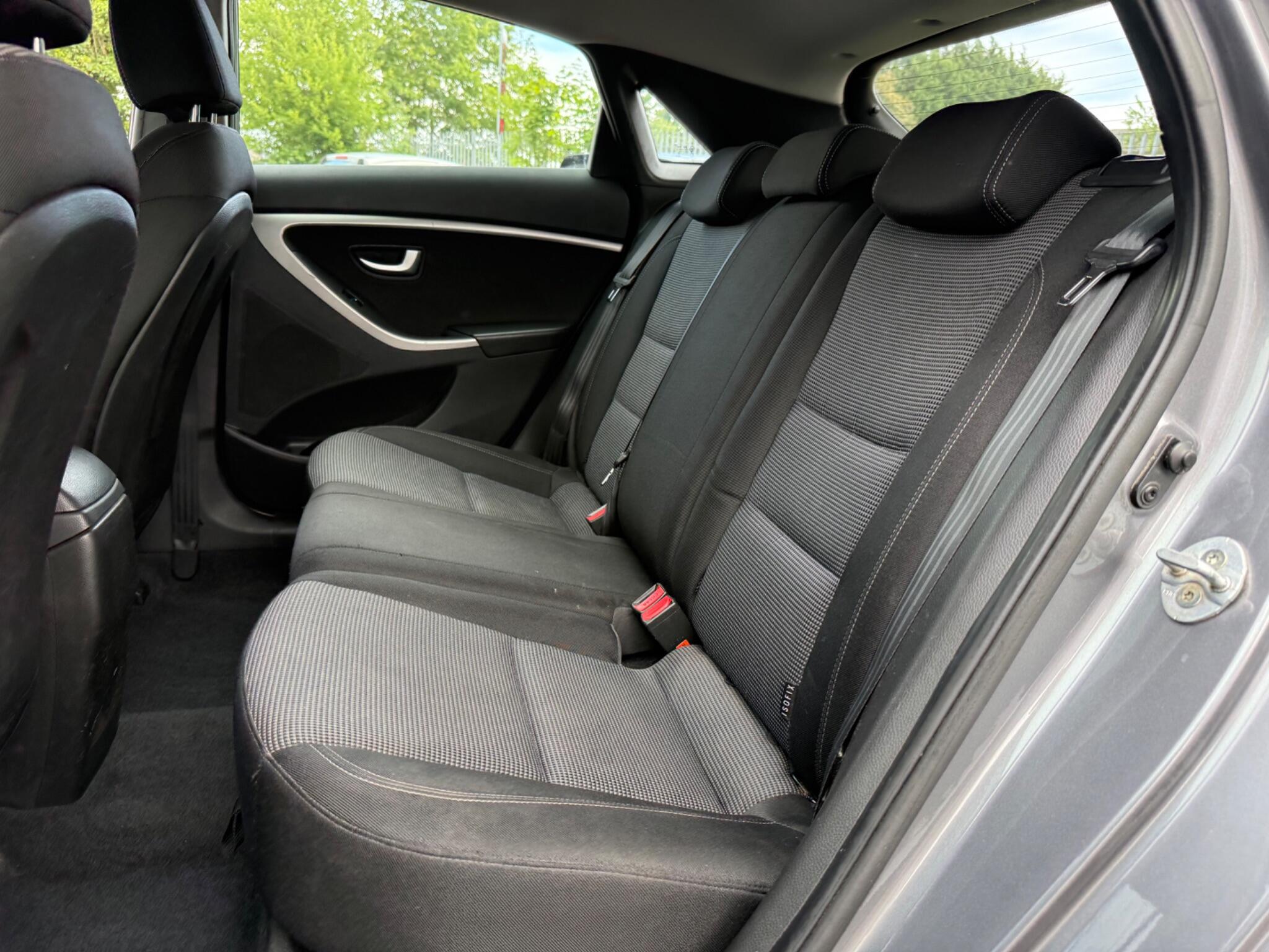 Hyundai i30 - Image 13
