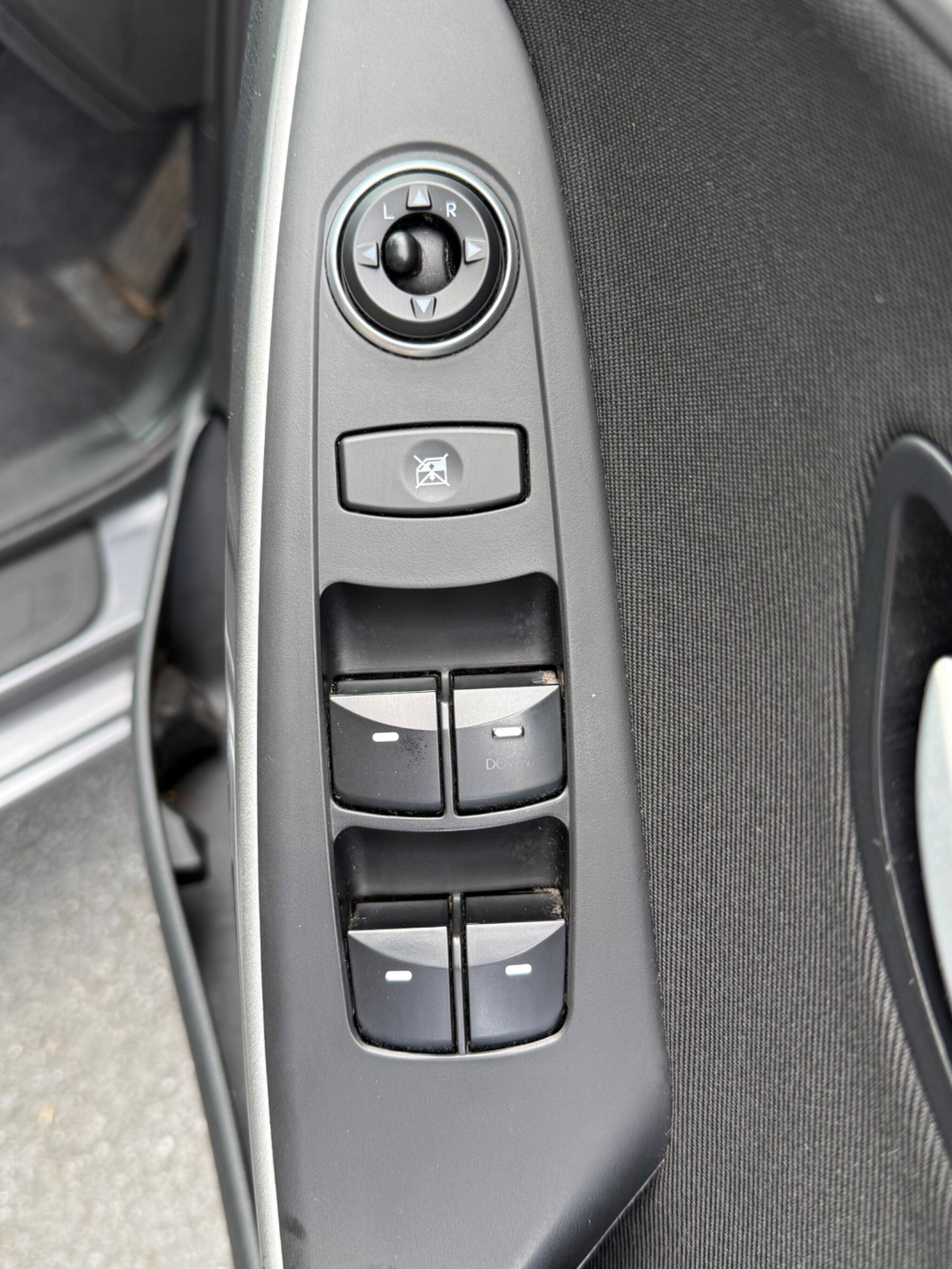 Hyundai i30 - Image 16