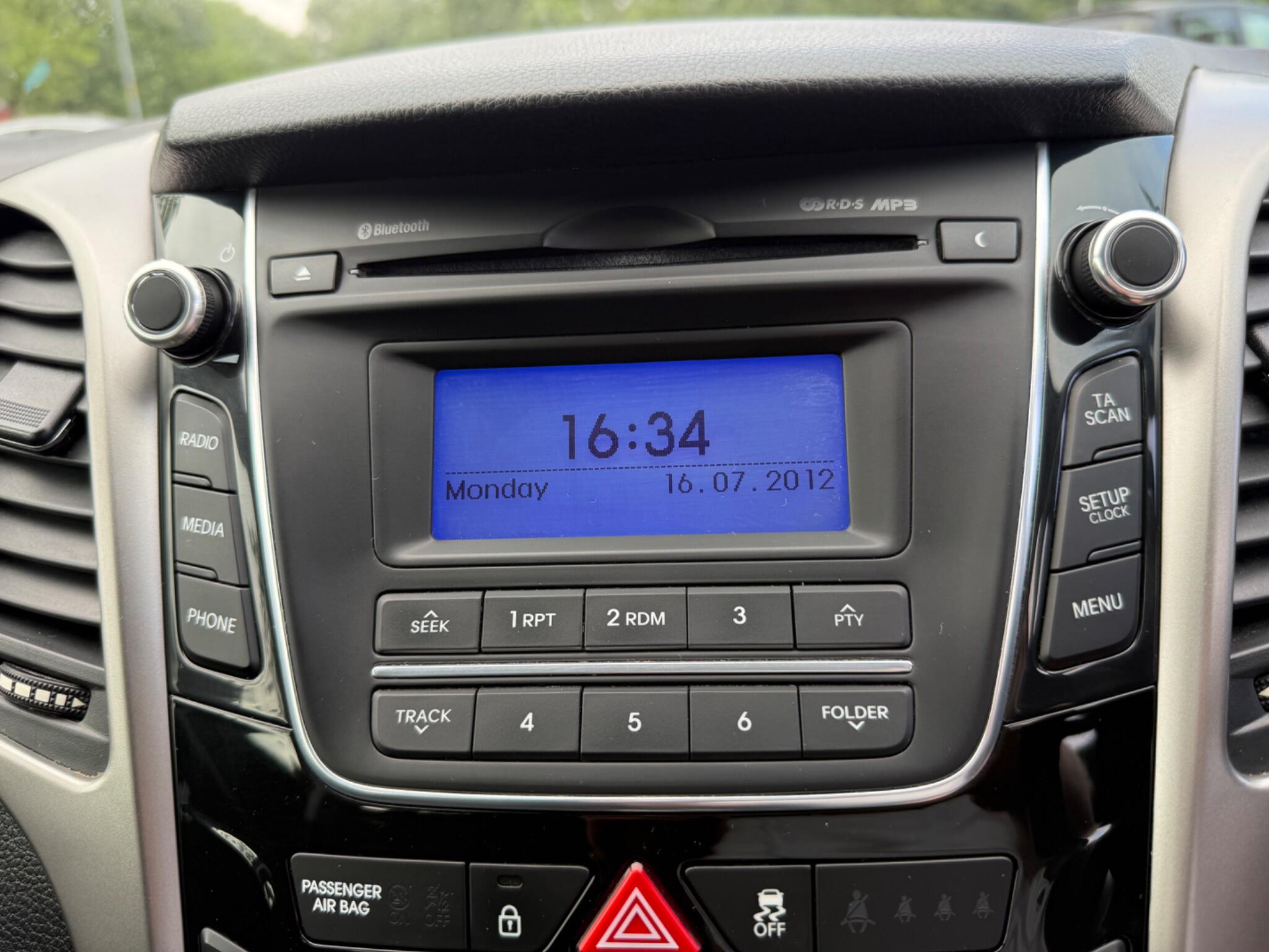 Hyundai i30 - Image 30