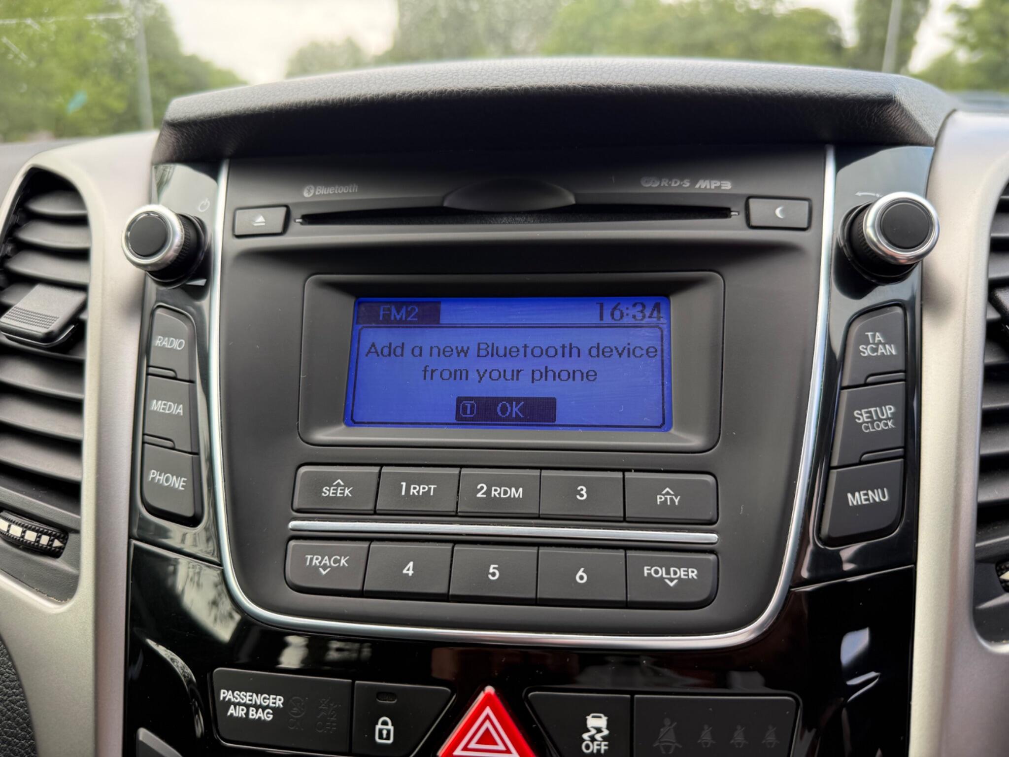 Hyundai i30 - Image 33