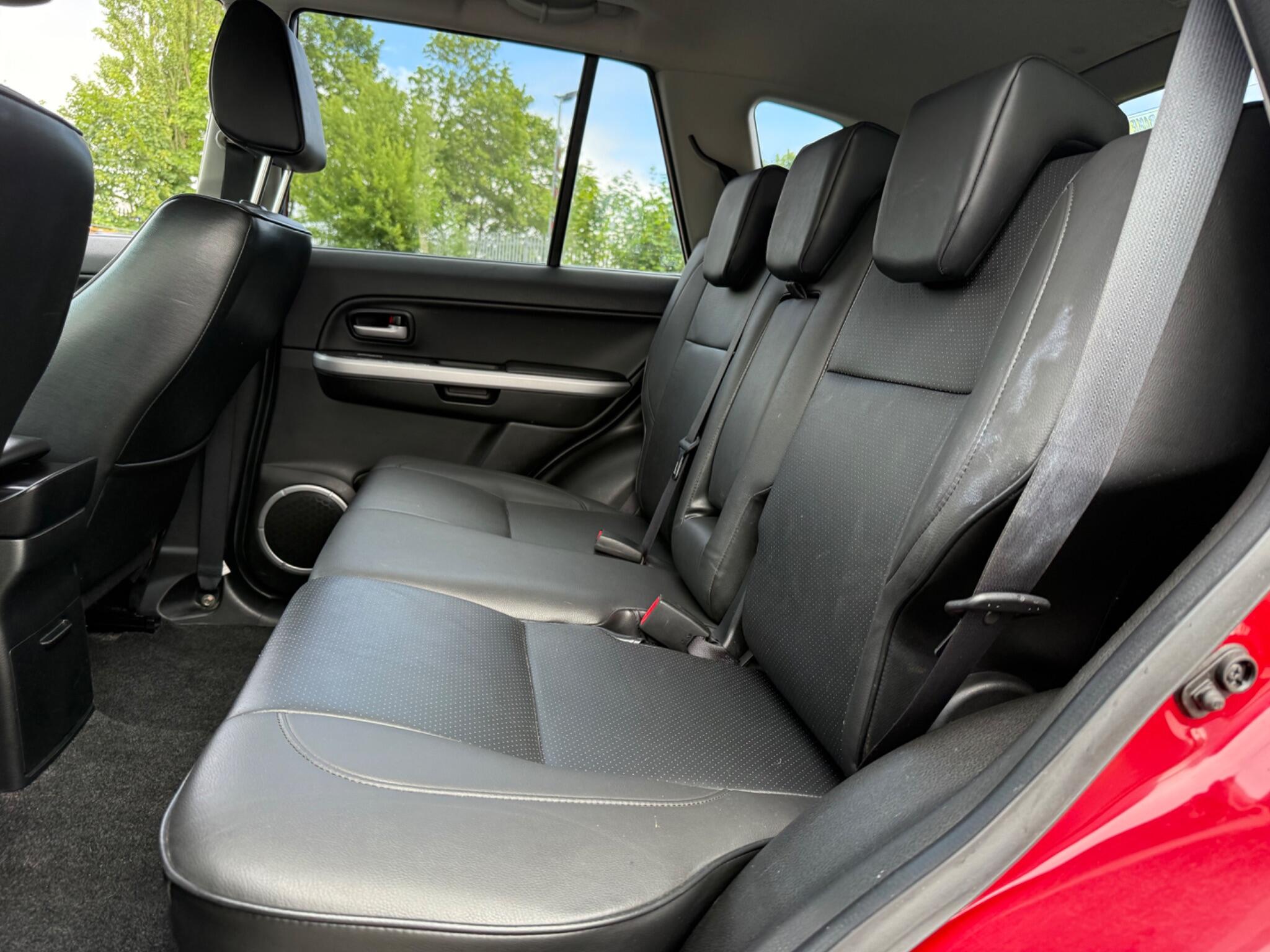 Suzuki Grand Vitara - Image 15