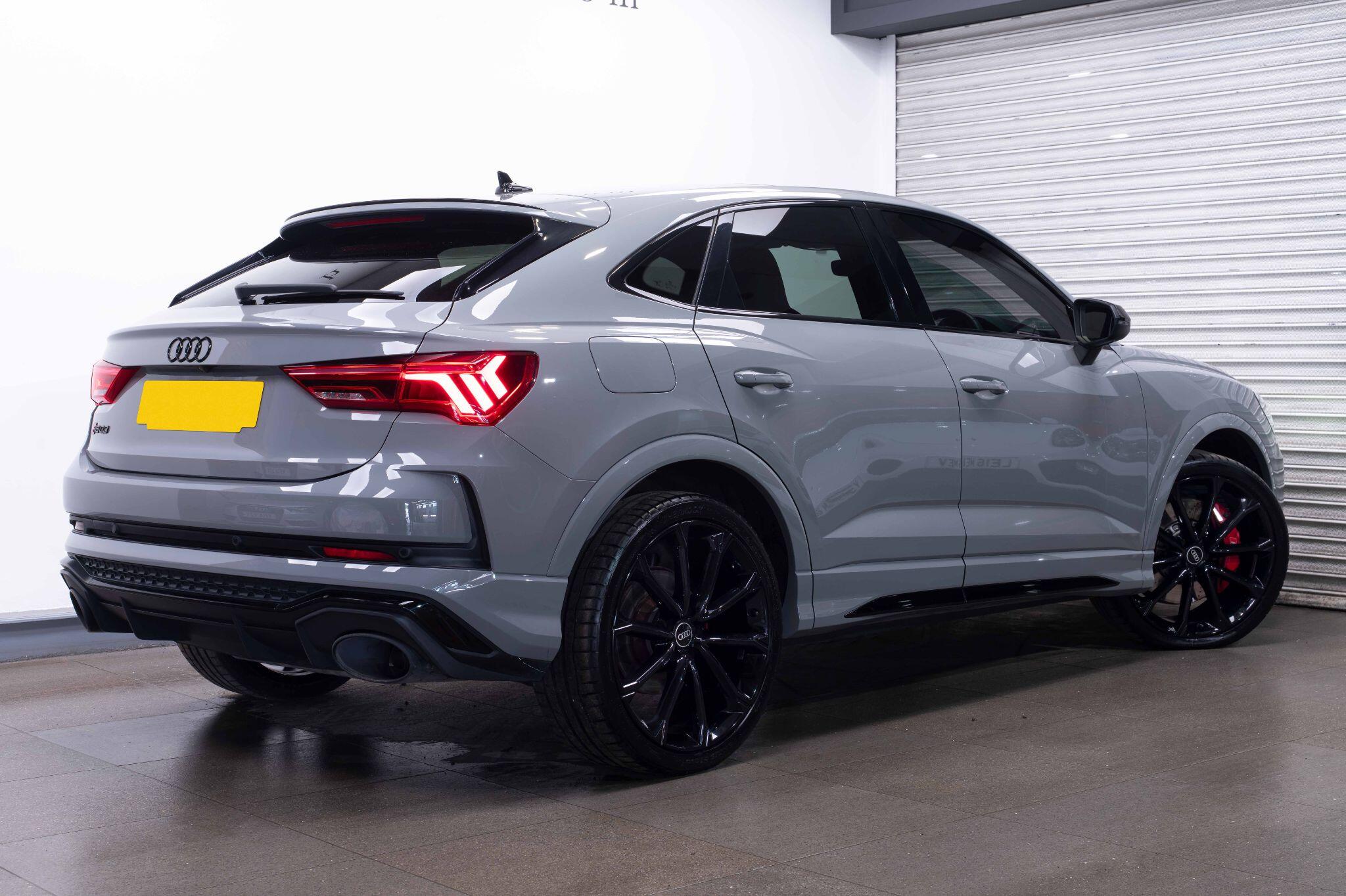 Audi RS Q3 - Image 2