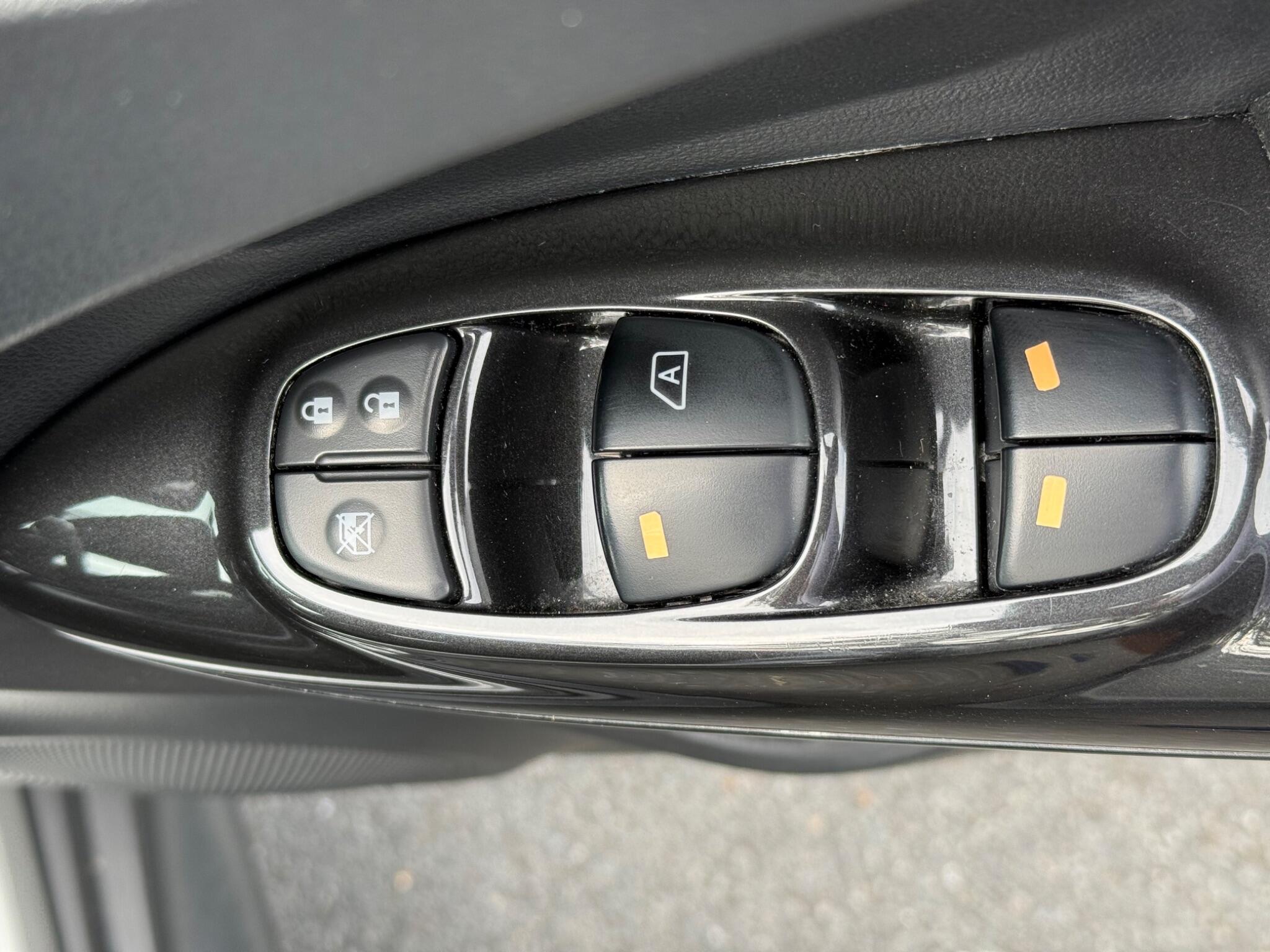 Nissan Juke - Image 16
