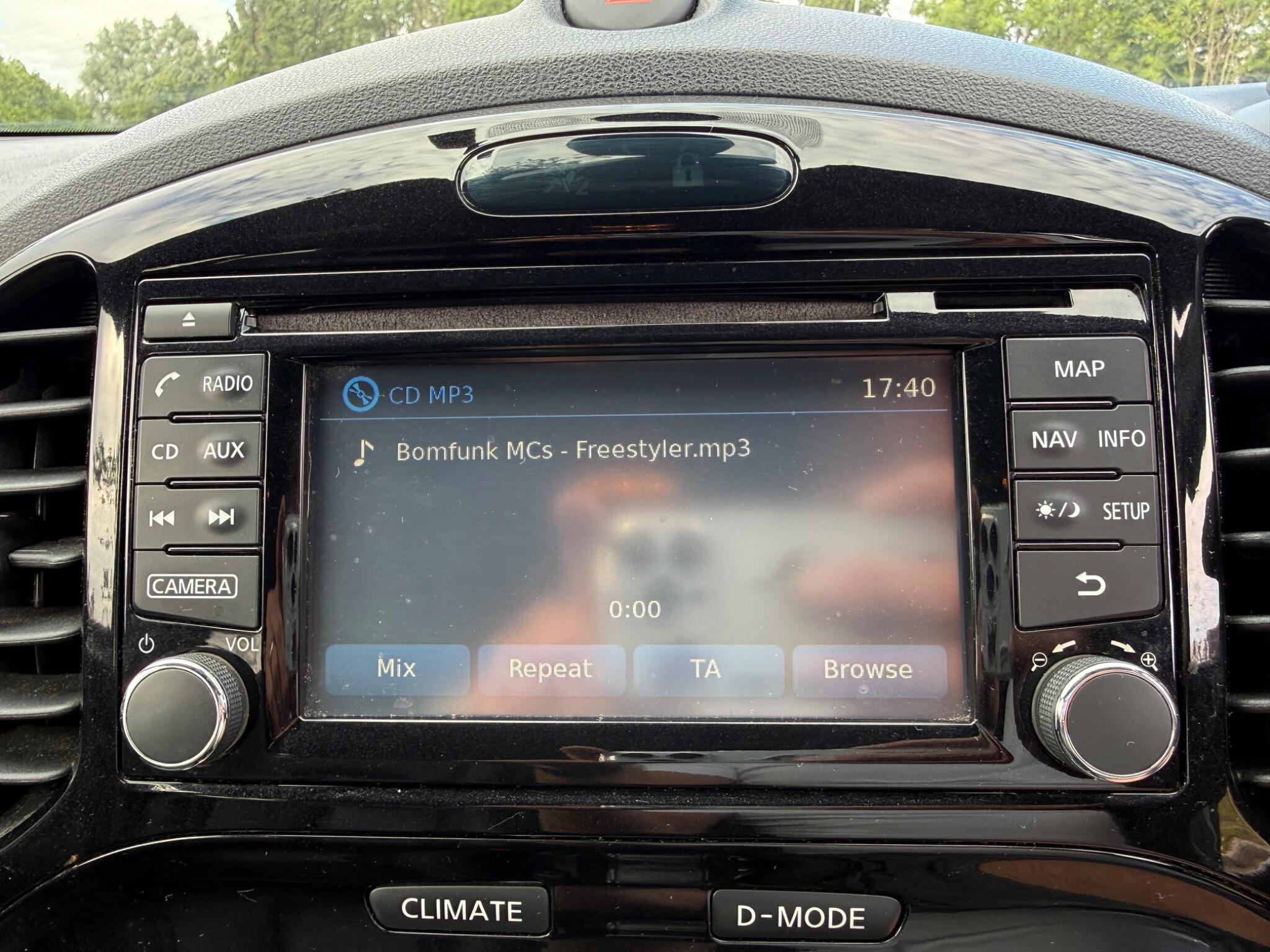 Nissan Juke - Image 30