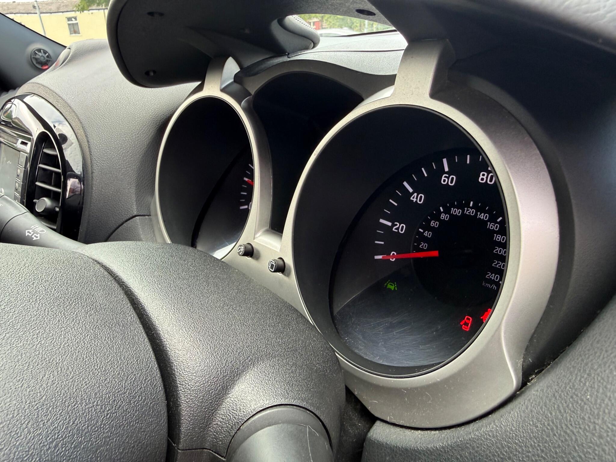 Nissan Juke - Image 11
