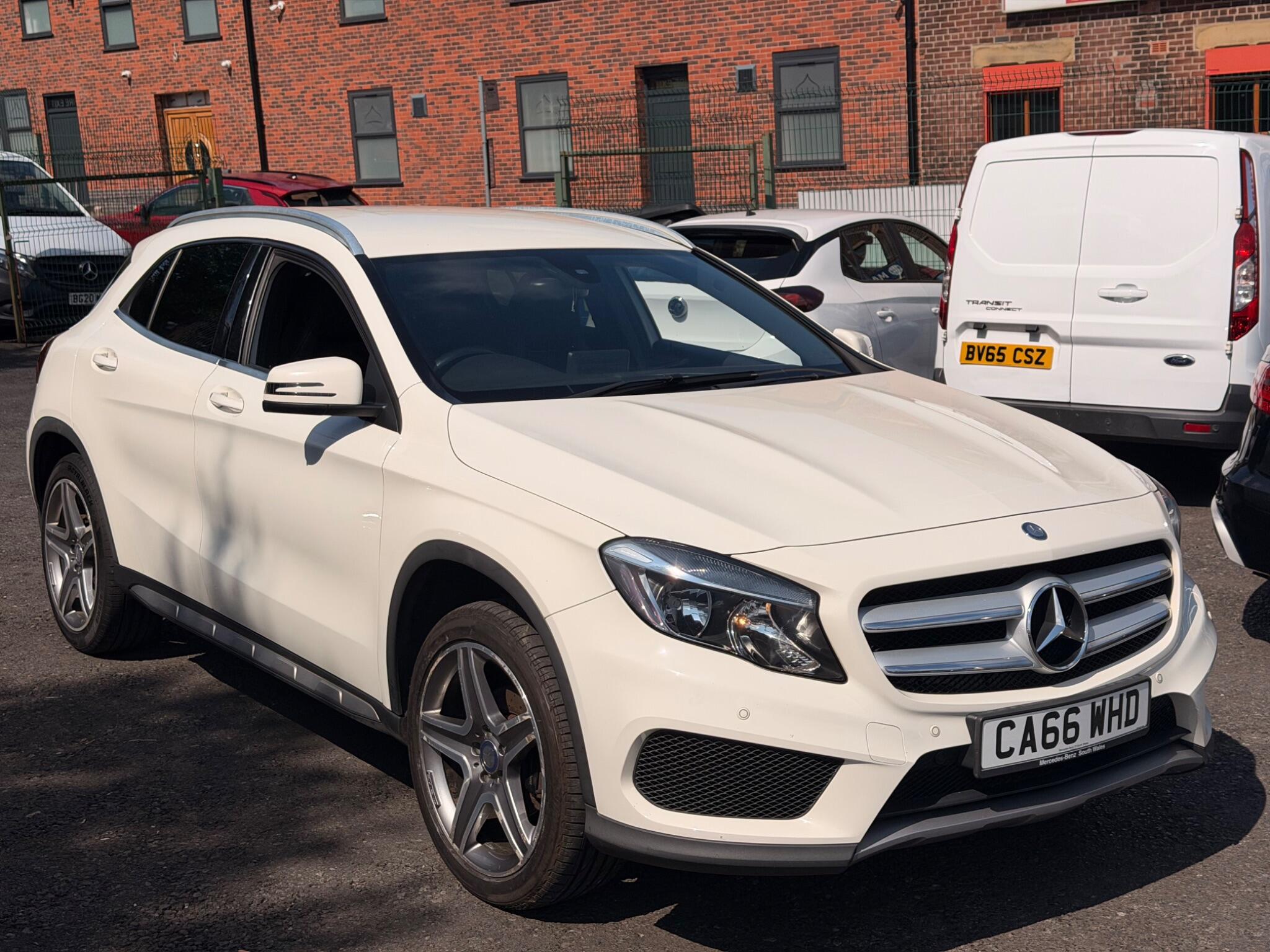 Mercedes GLA