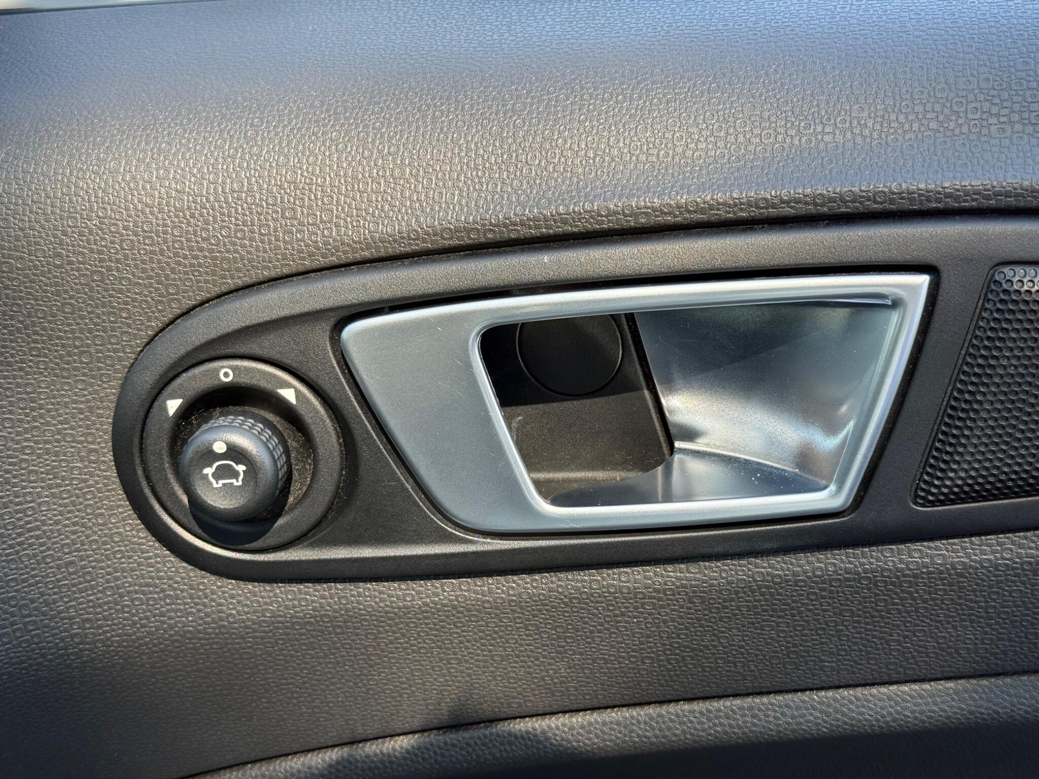 Ford Ecosport - Image 20