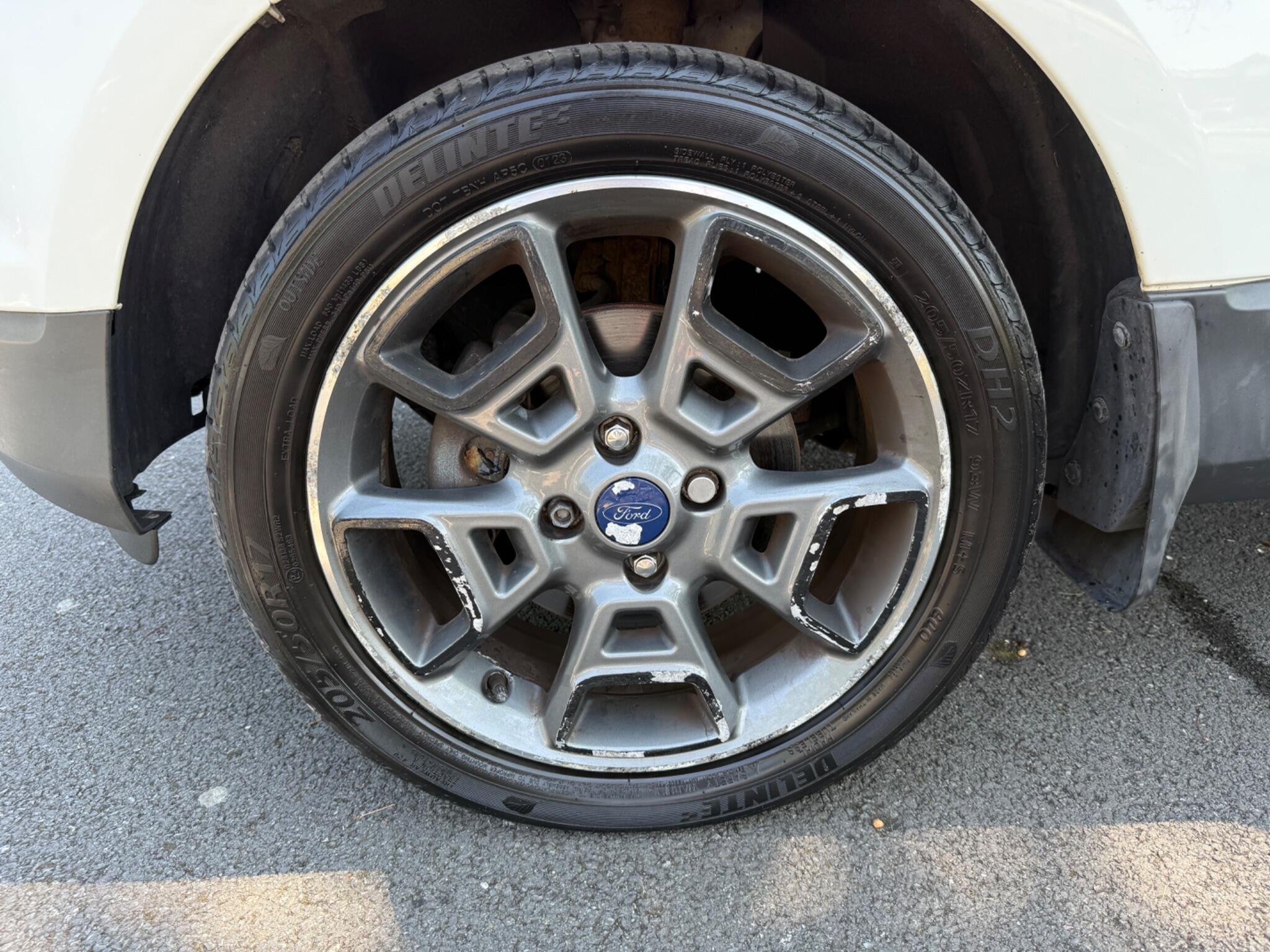 Ford Ecosport - Image 28