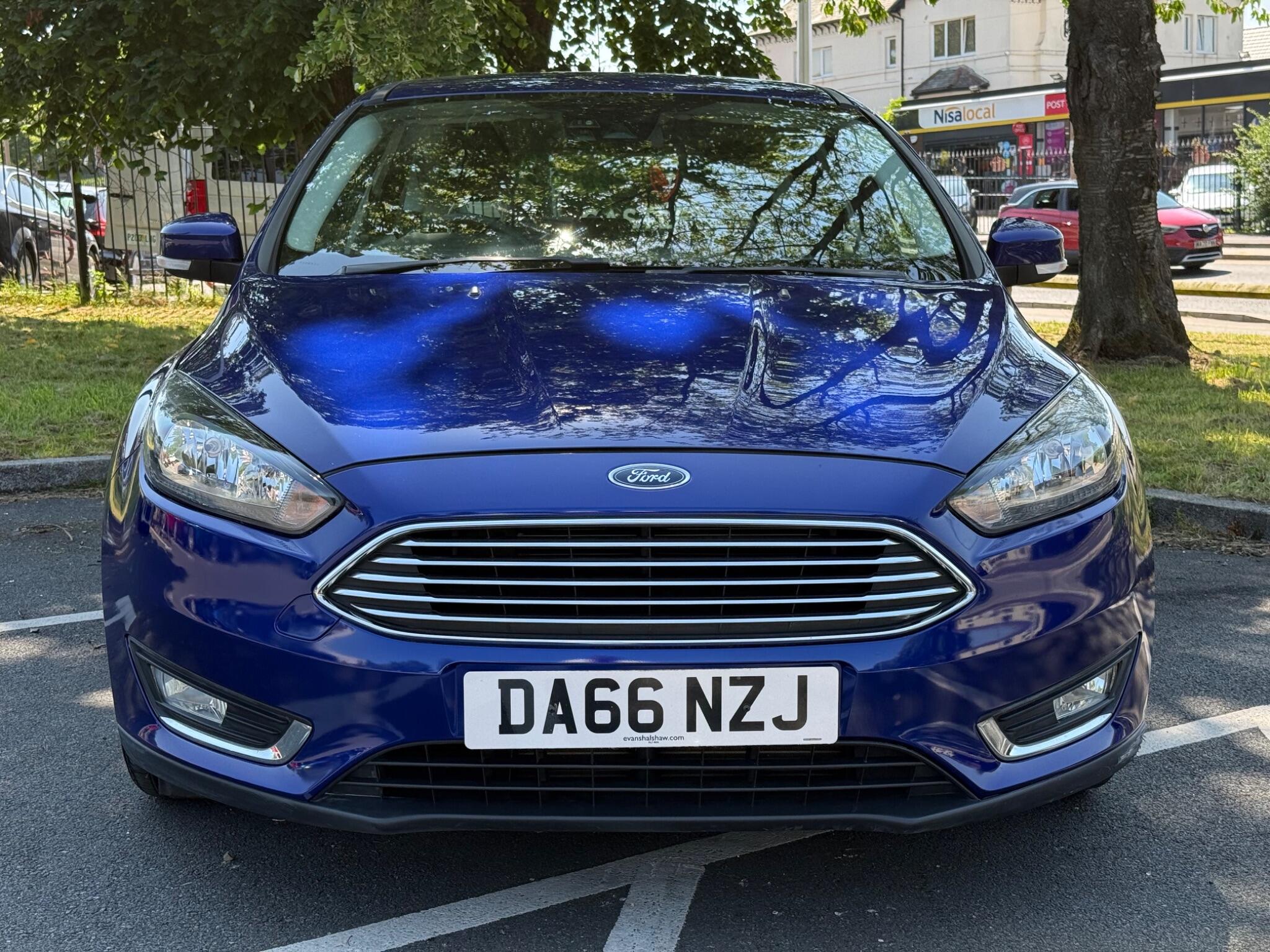 Ford Focus - Image 2