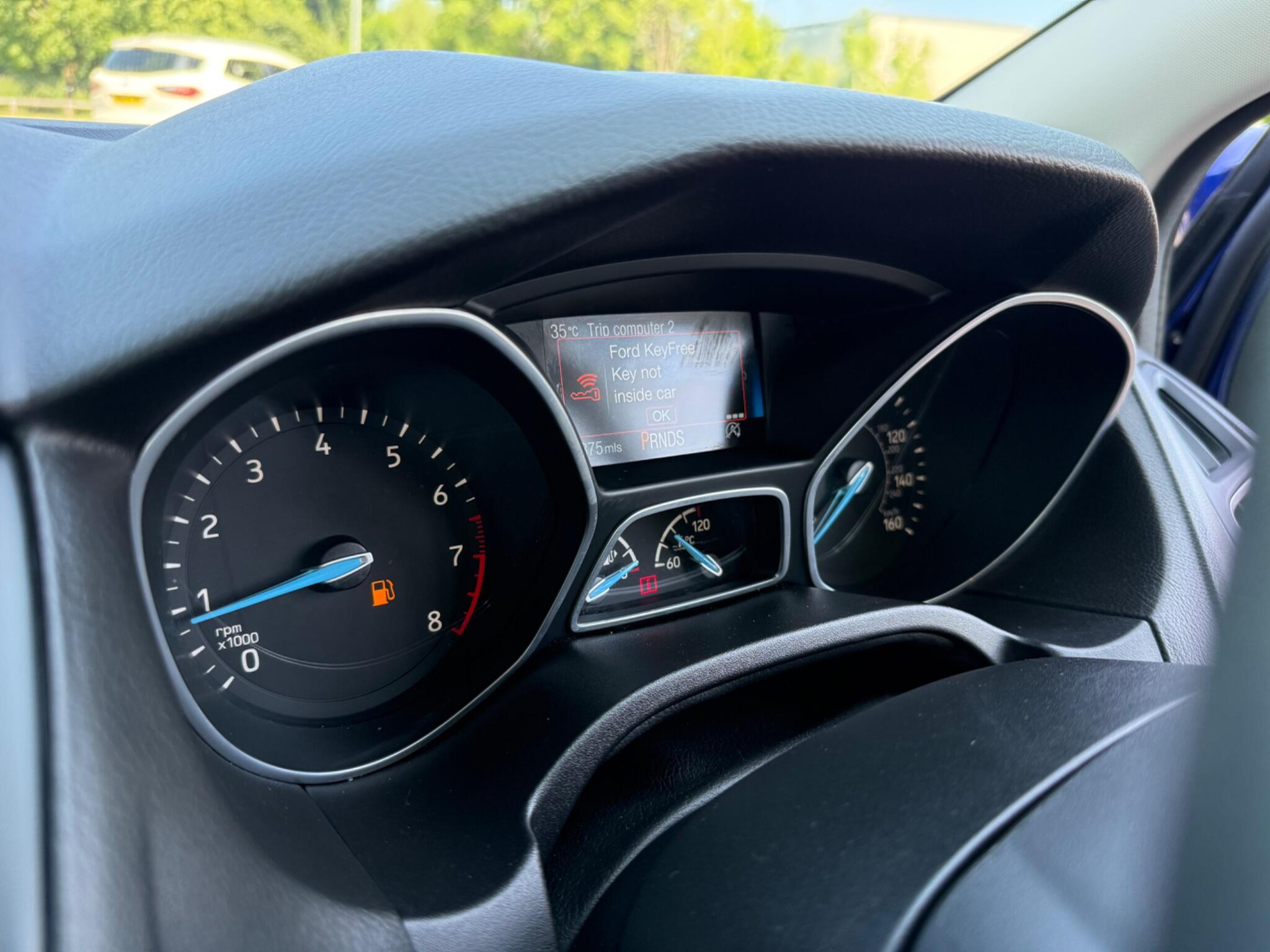 Ford Focus - Image 38