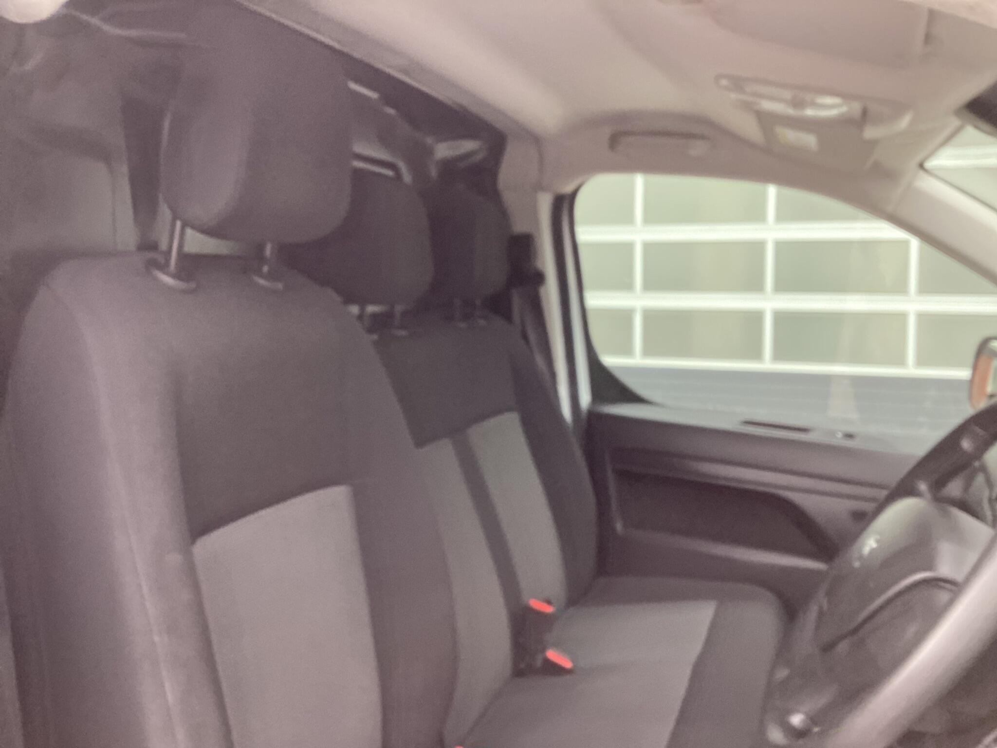 Peugeot Expert - Image 17