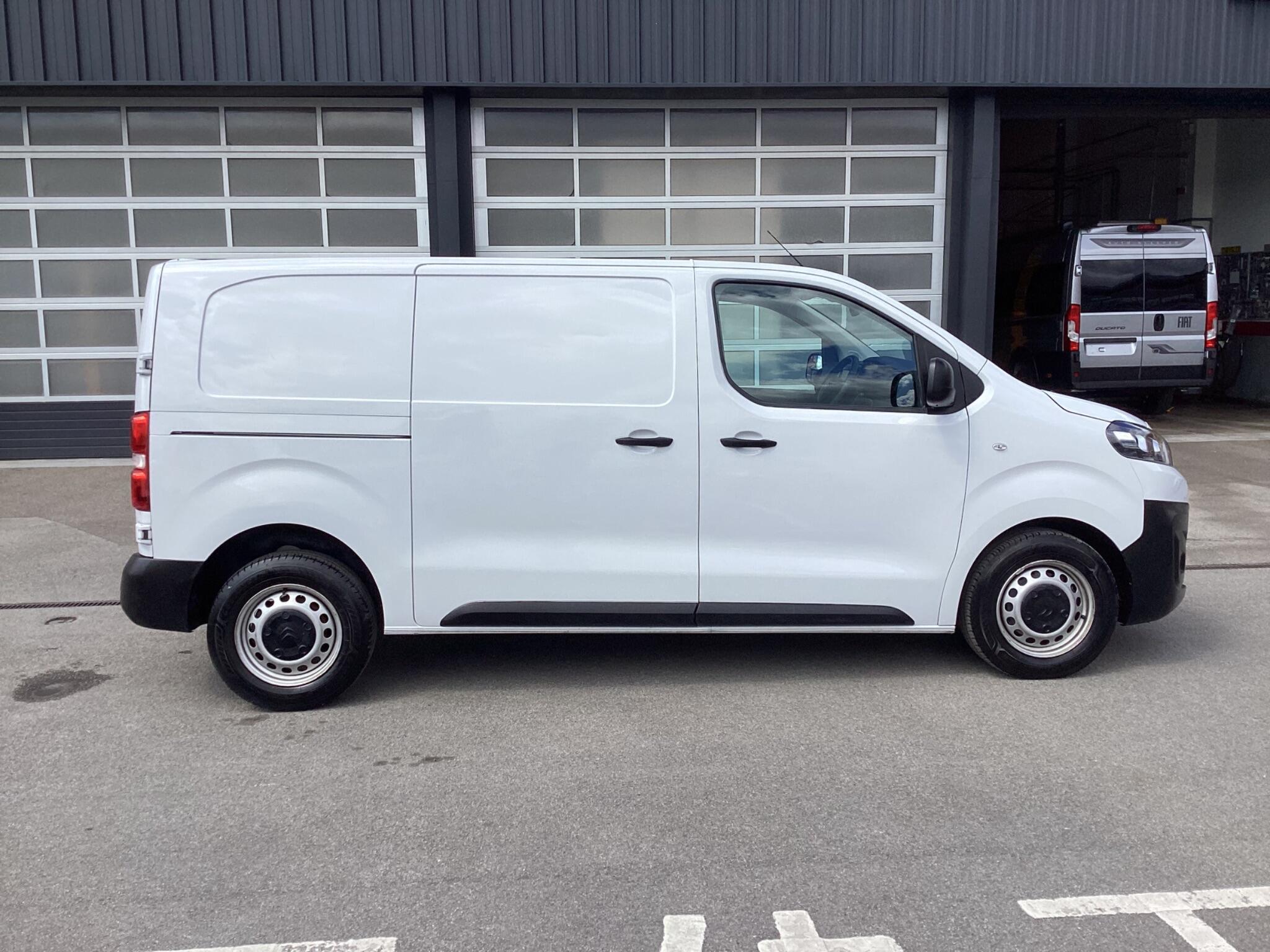 Citroen Dispatch - Image 8