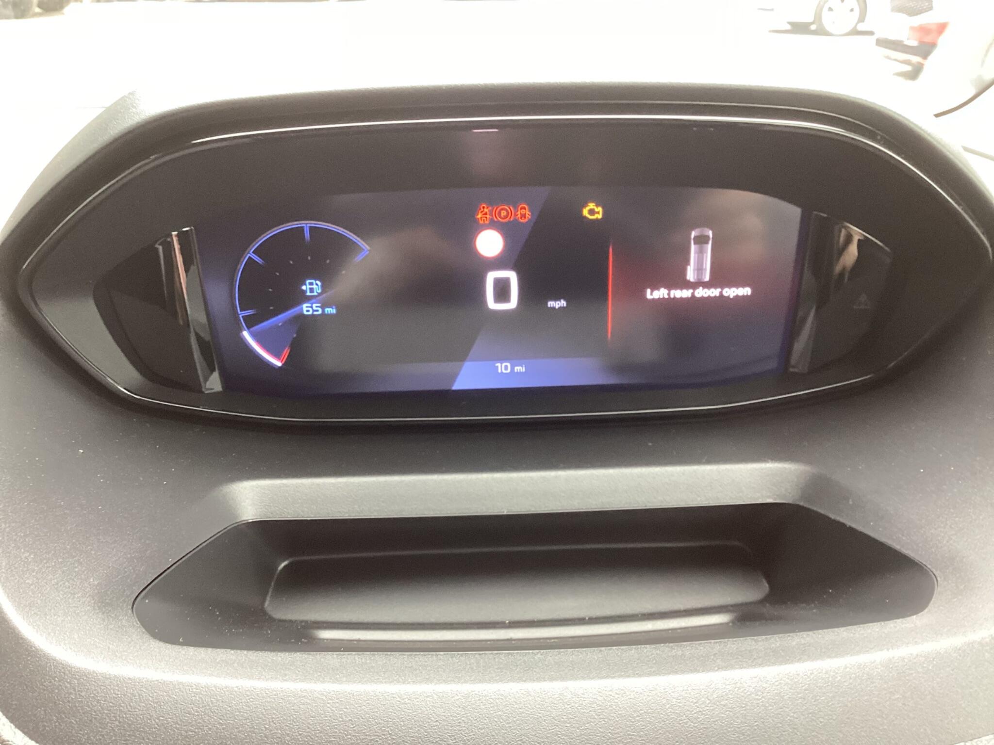 Peugeot Partner - Image 19