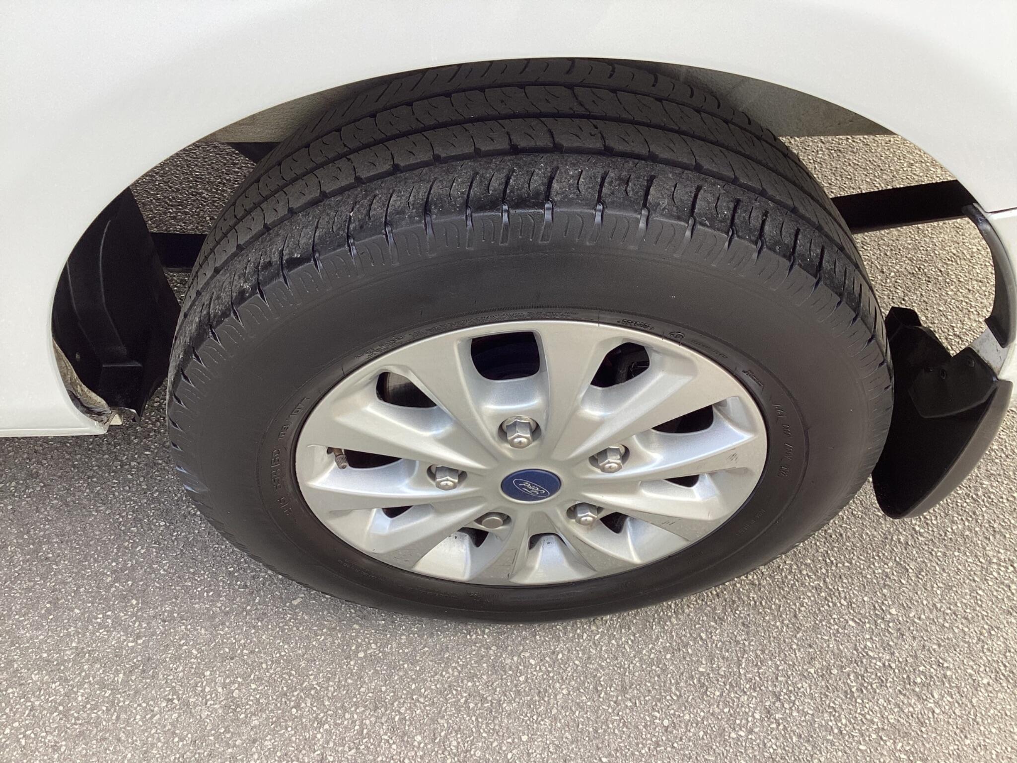 Ford Transit Custom - Image 12