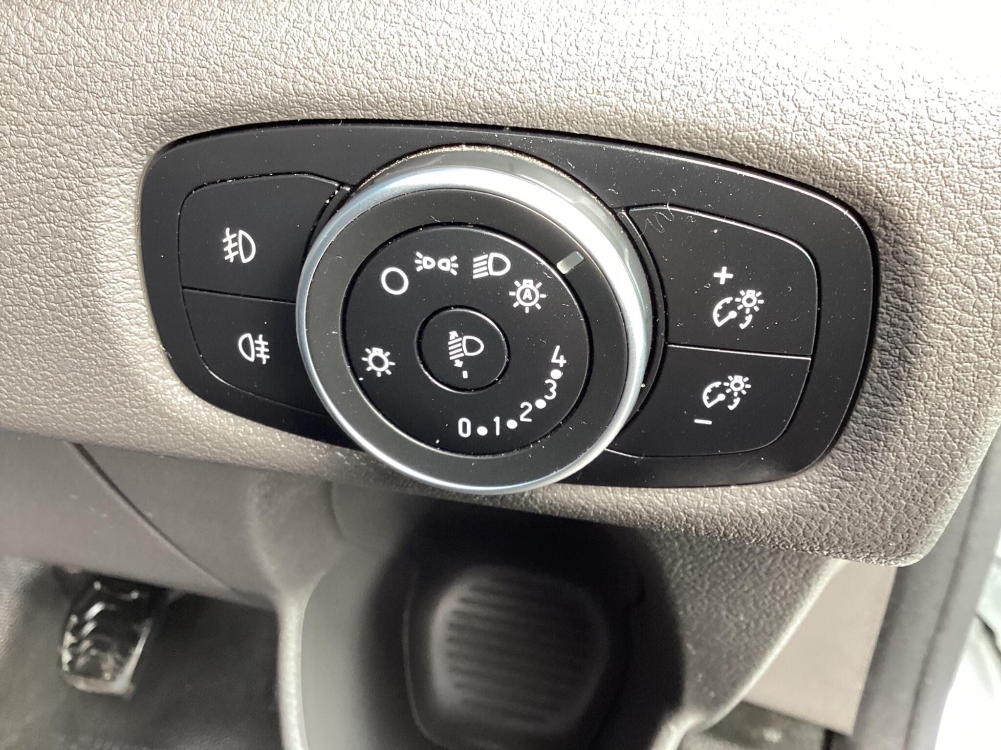 Ford Transit Custom - Image 20