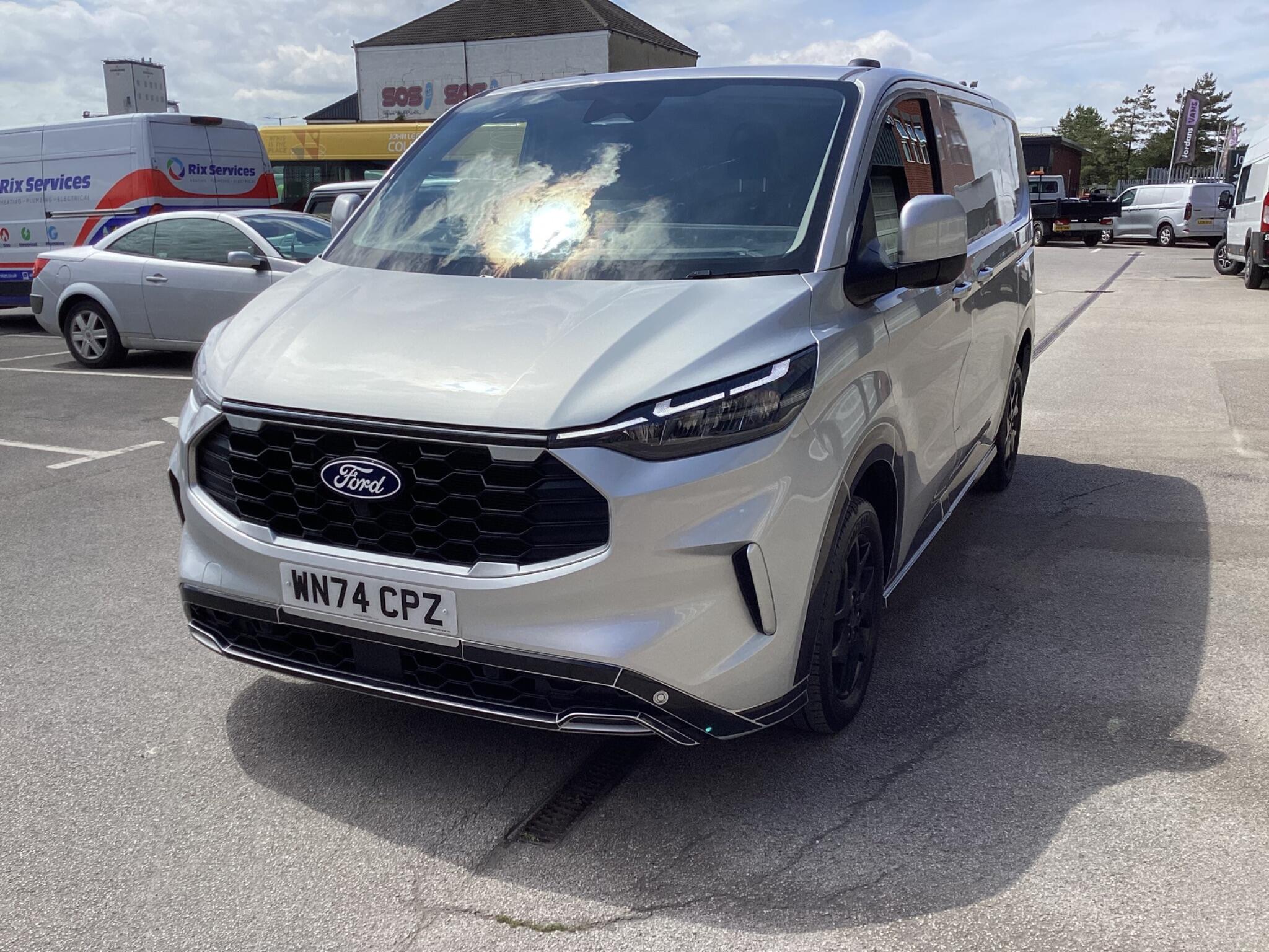 Ford Transit Custom - Image 3