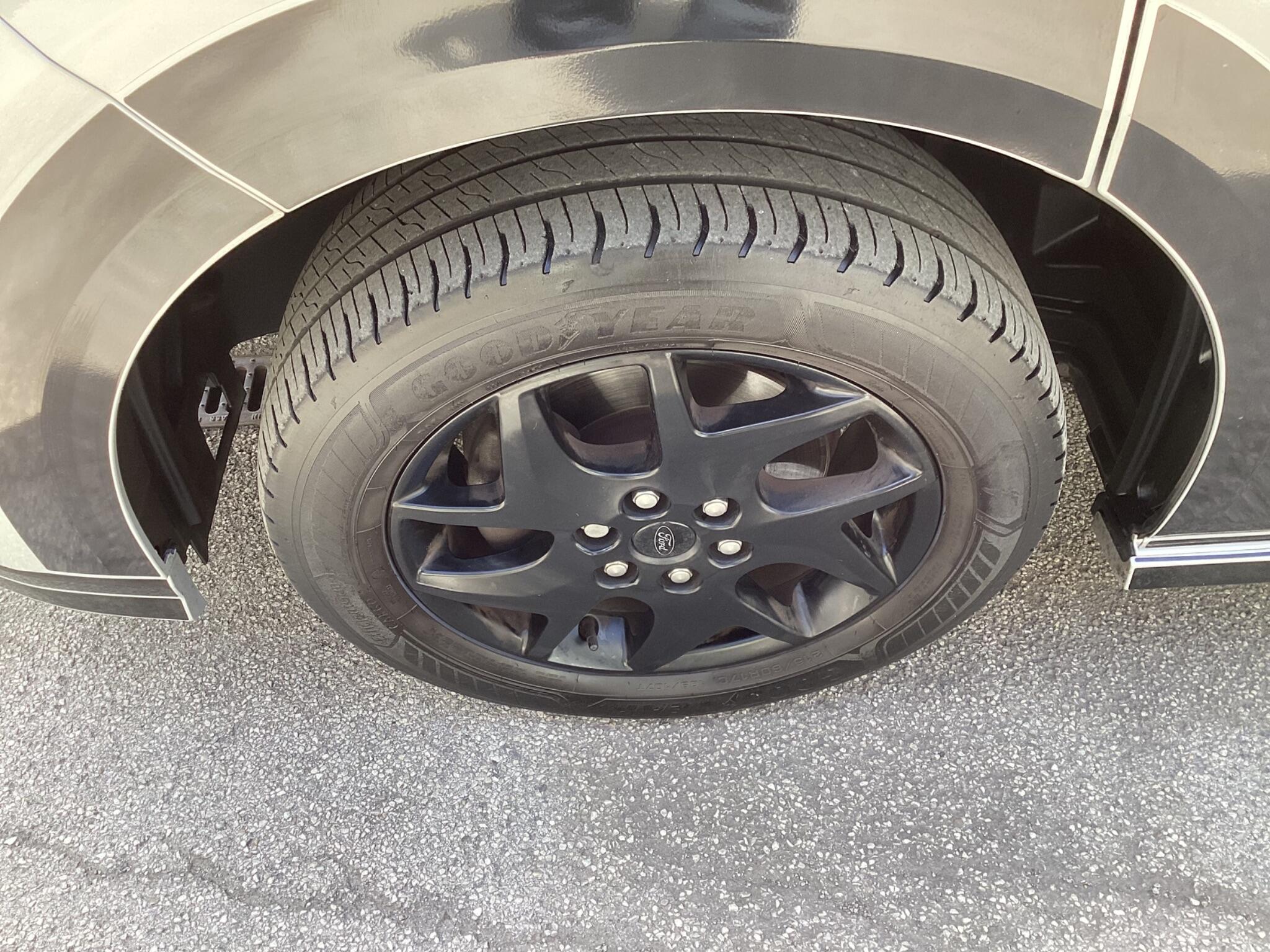 Ford Transit Custom - Image 11