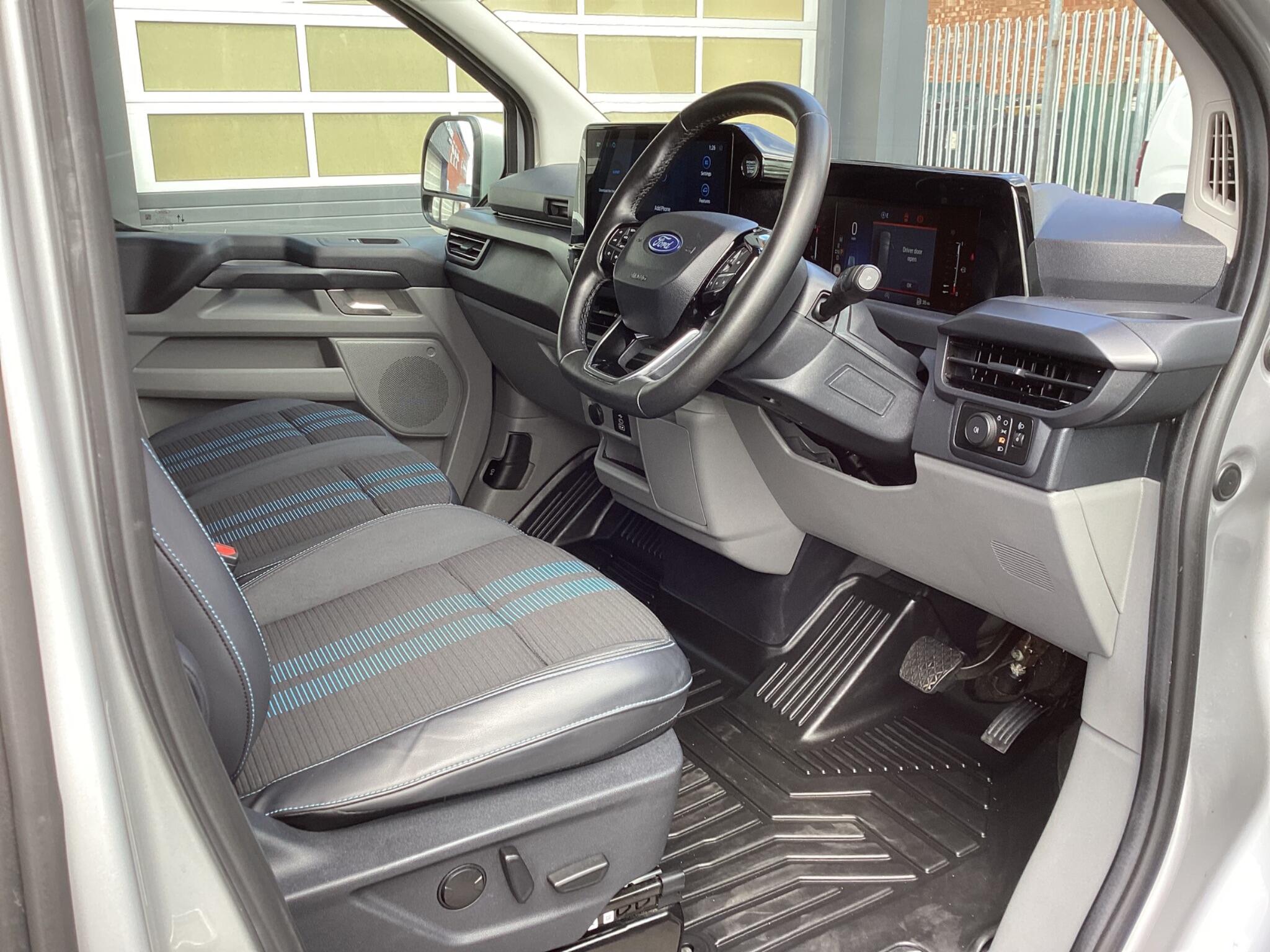 Ford Transit Custom - Image 18