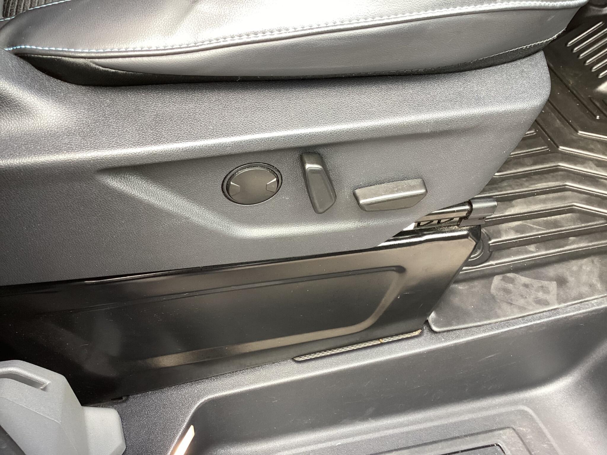 Ford Transit Custom - Image 19