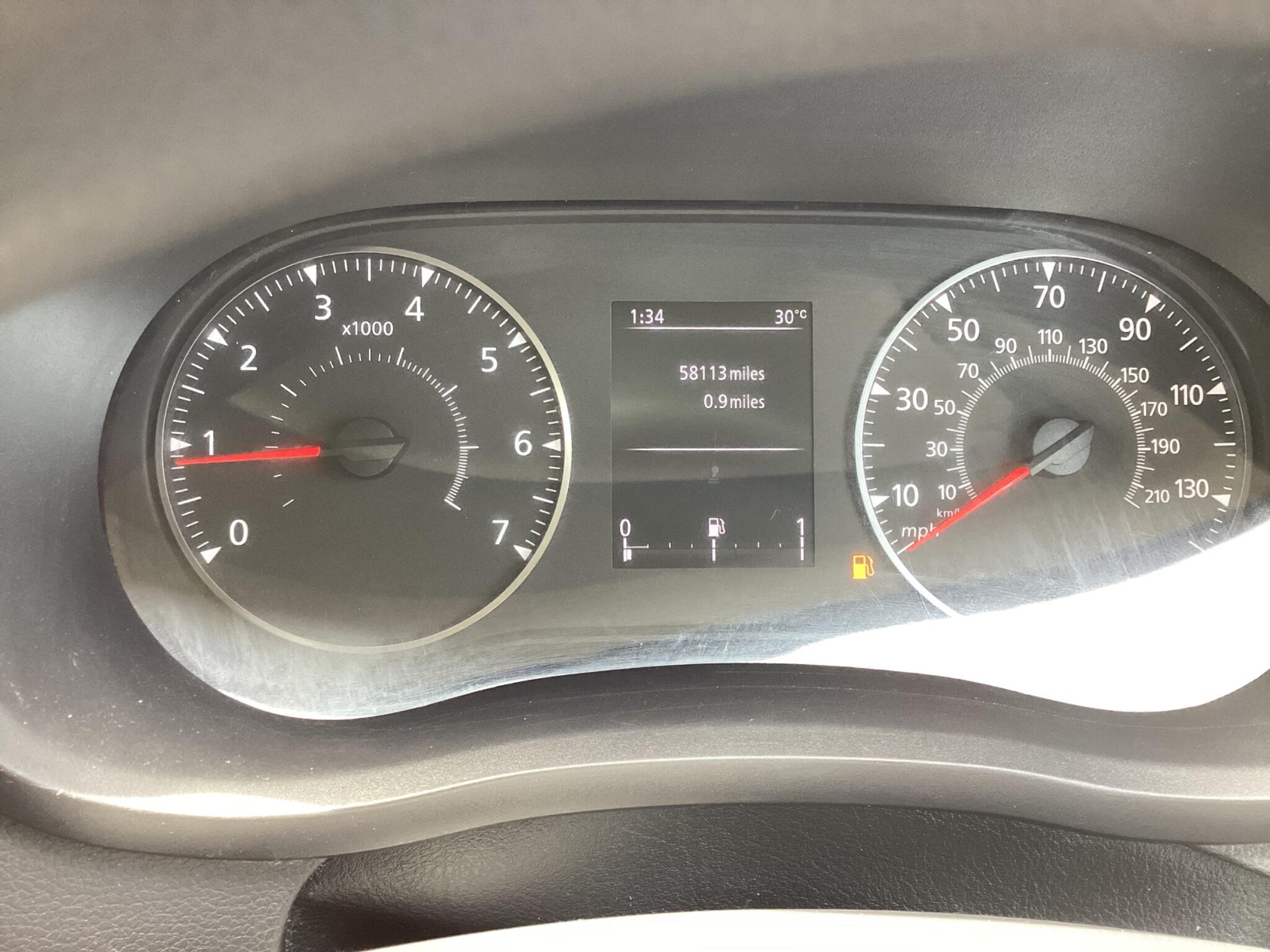 Renault Master - Image 15