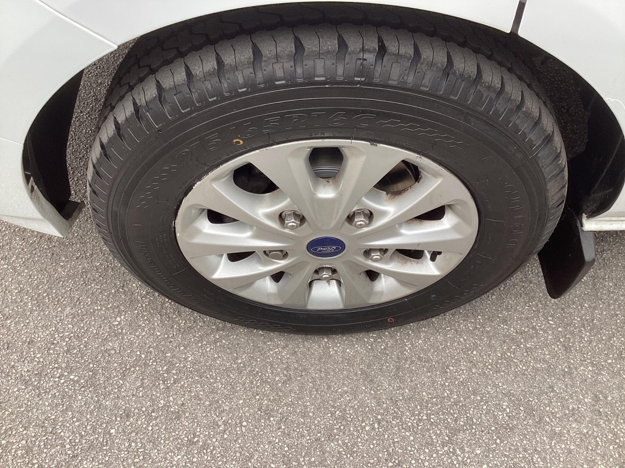 Ford Transit Custom - Image 11