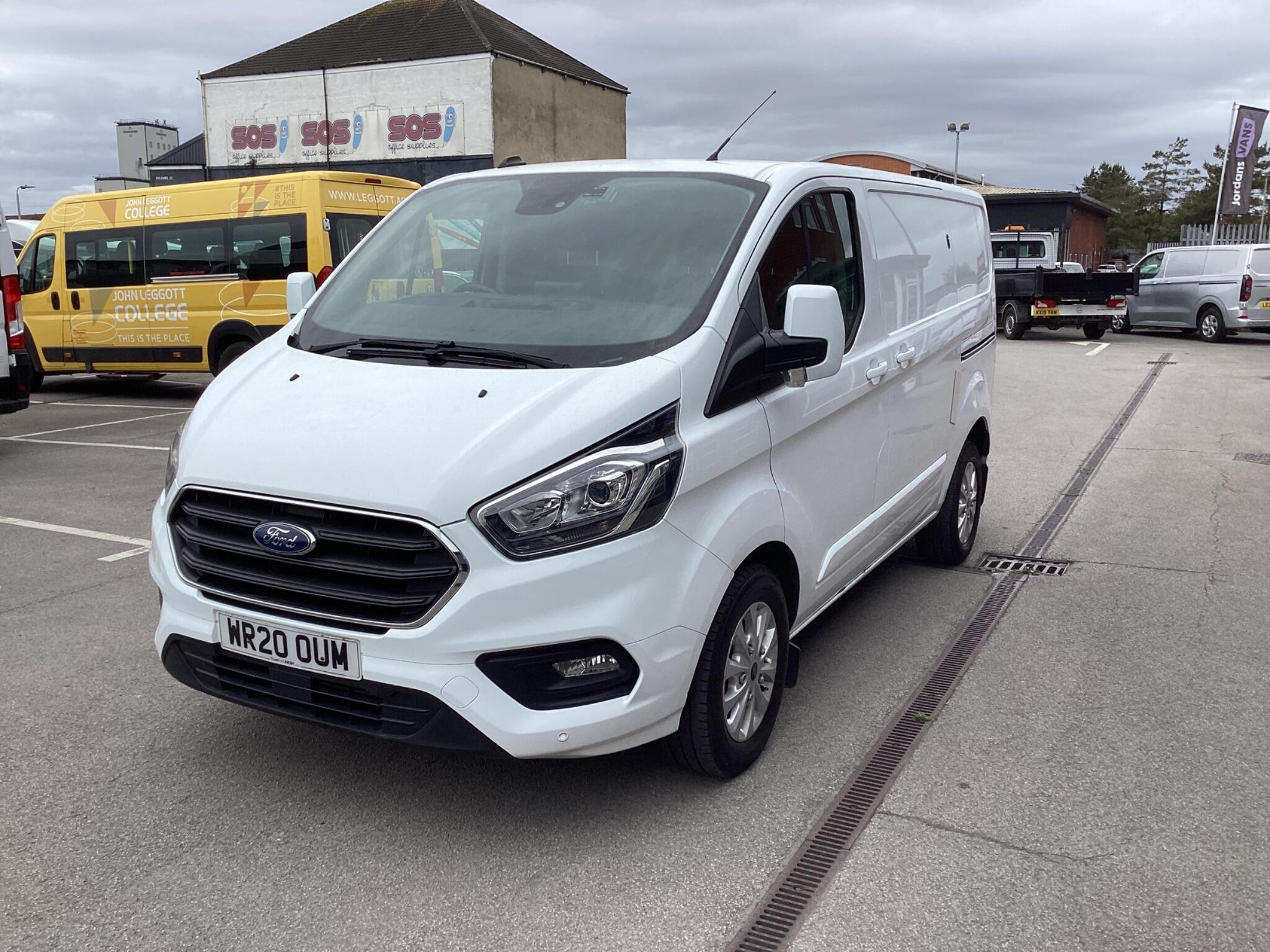 Ford Transit Custom - Image 3