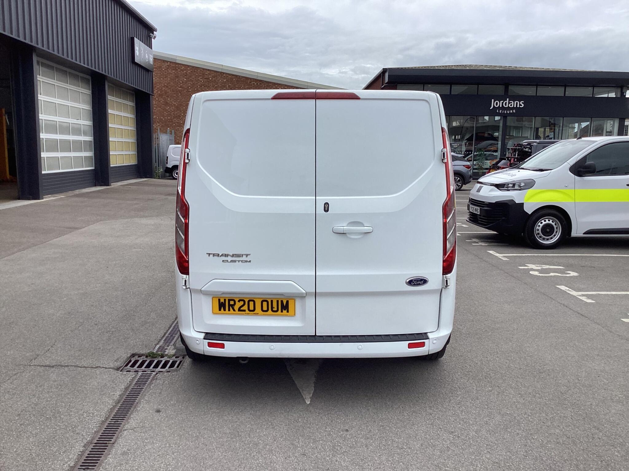 Ford Transit Custom - Image 6