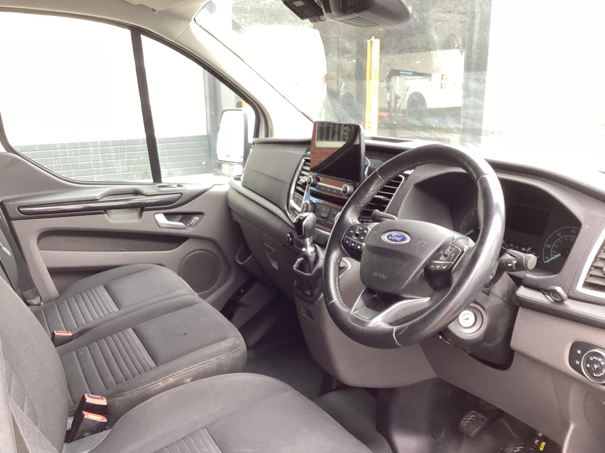 Ford Transit Custom - Image 14
