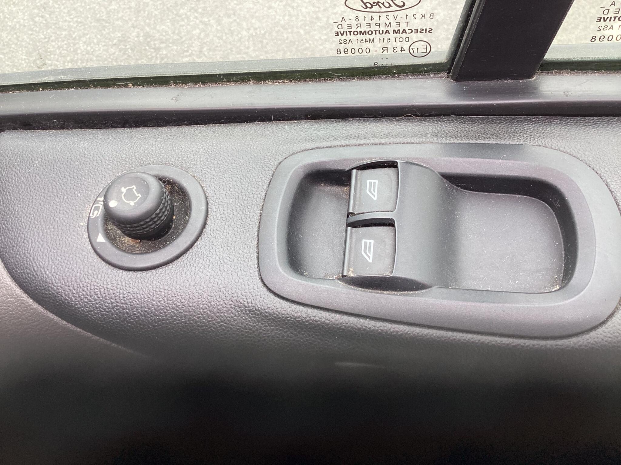 Ford Transit Custom - Image 15