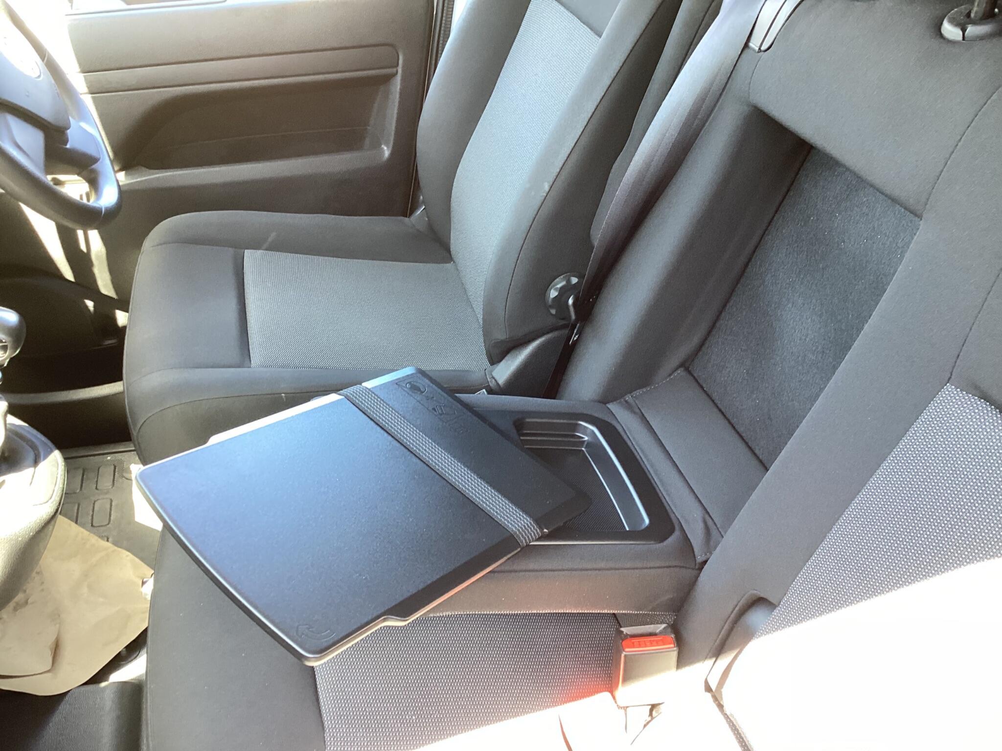 Vauxhall Vivaro - Image 7