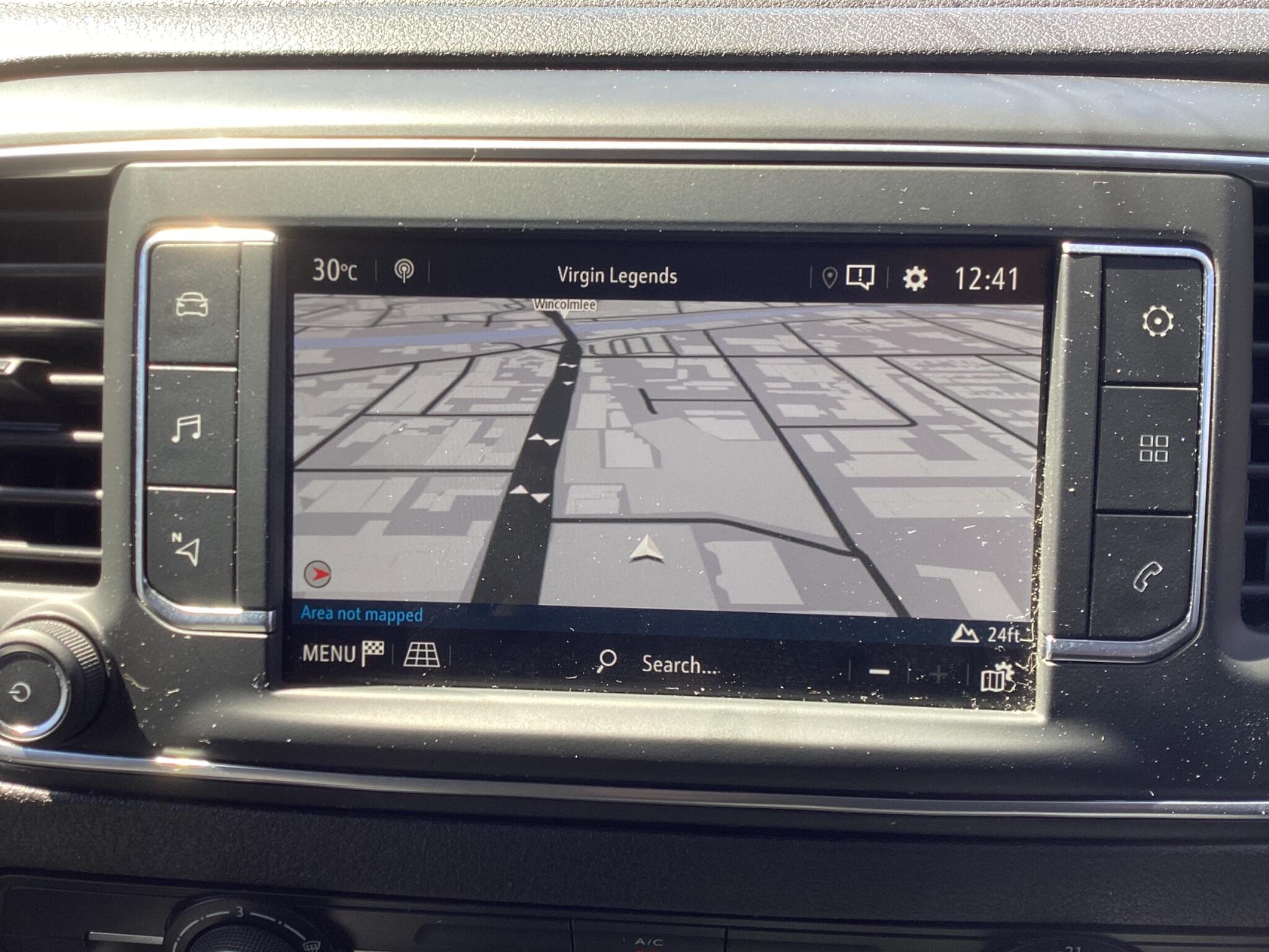 Vauxhall Vivaro - Image 18