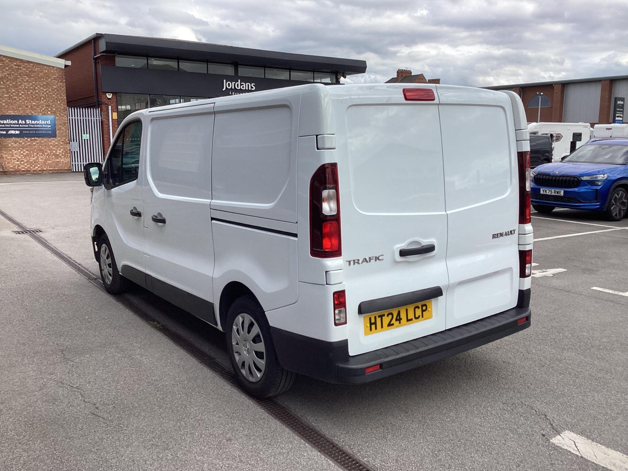 Renault Trafic - Image 5