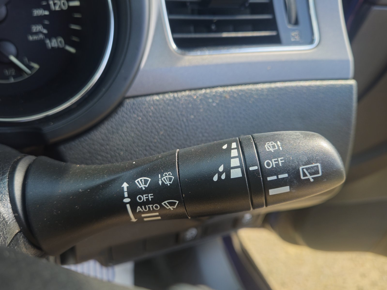 Nissan Pulsar - Image 22