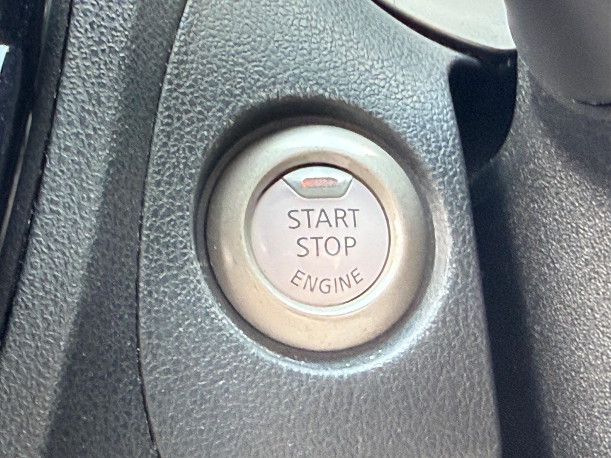 Nissan Juke - Image 23