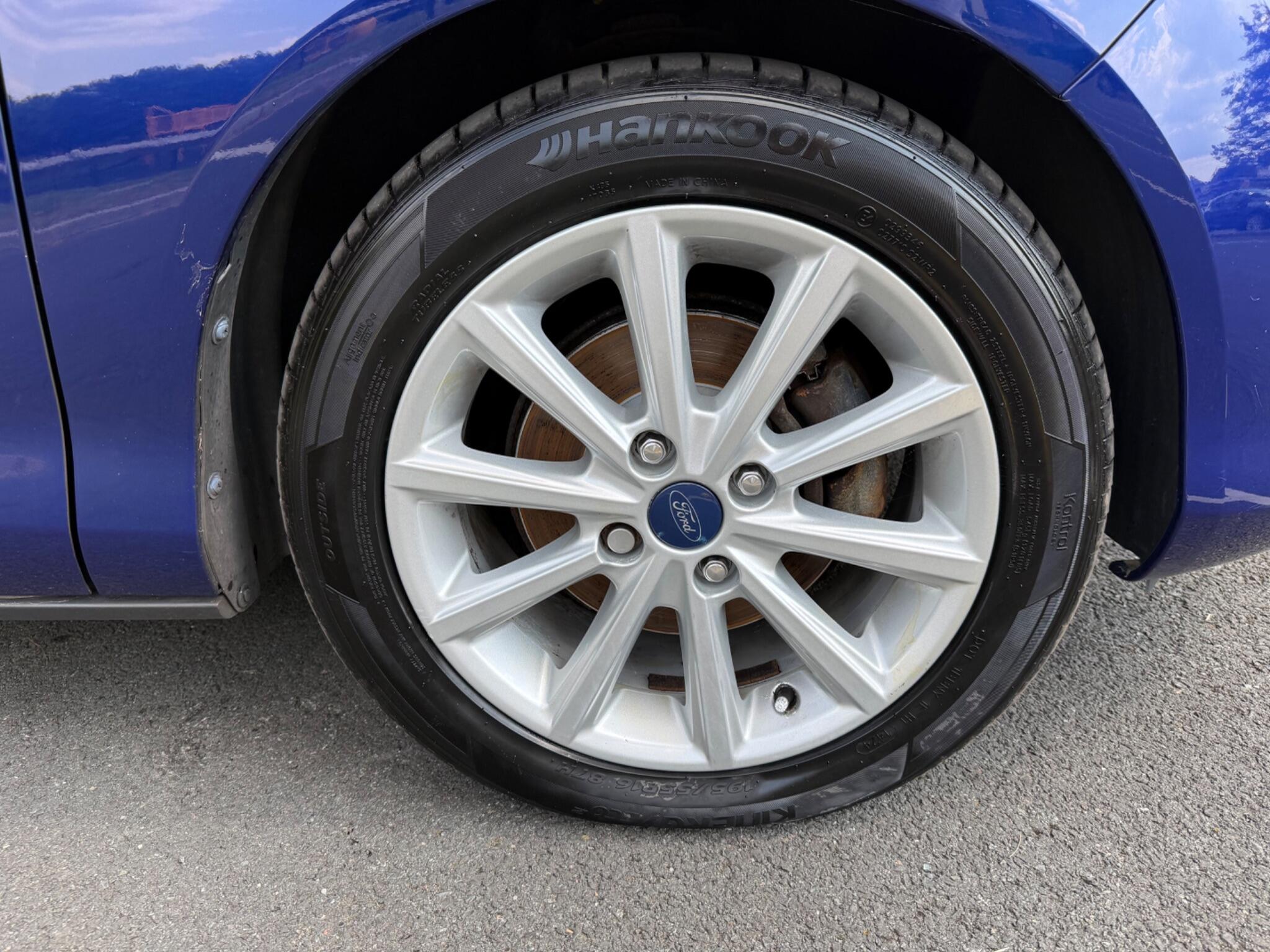 Ford B-Max - Image 24
