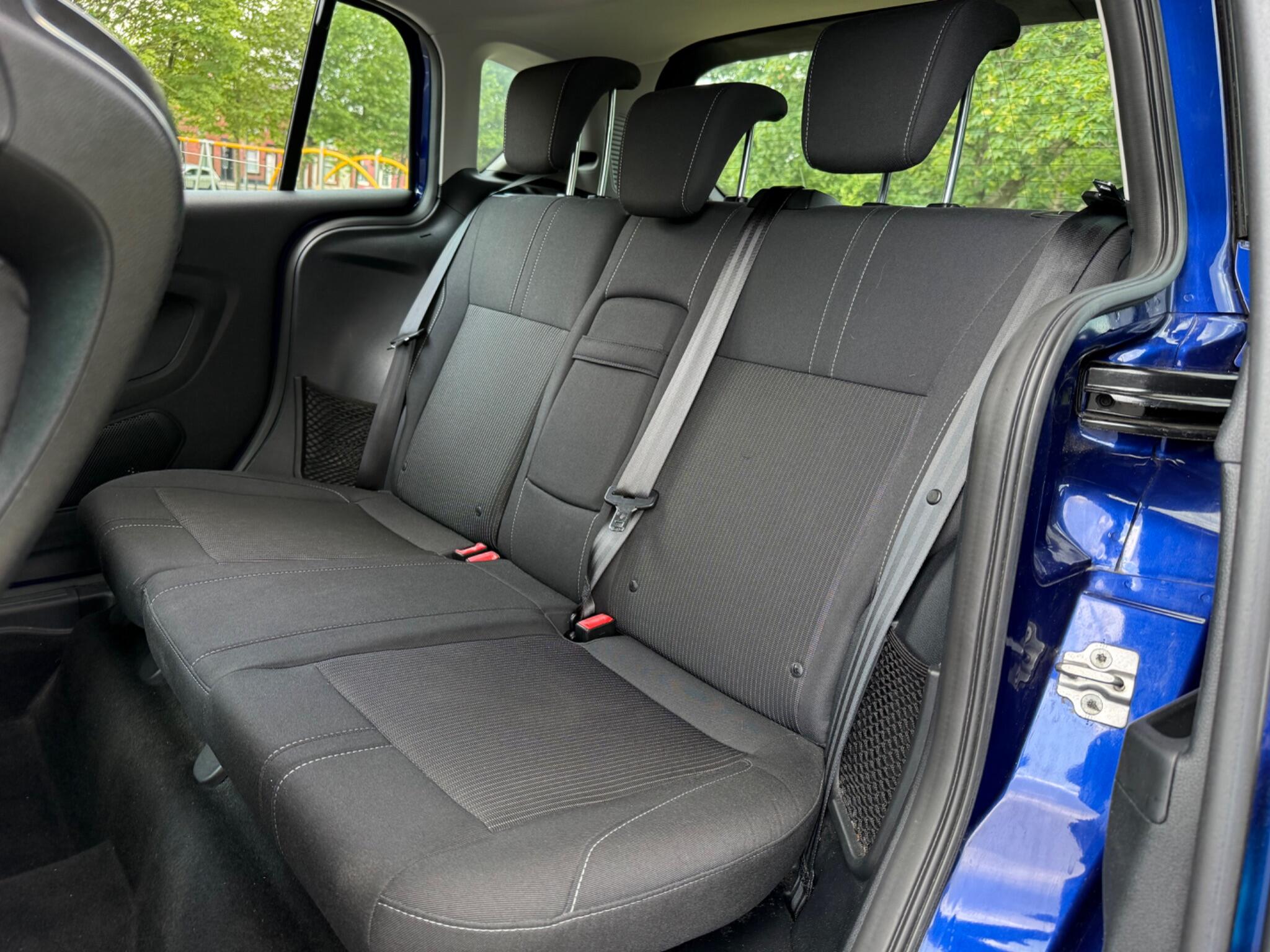 Ford B-Max - Image 18