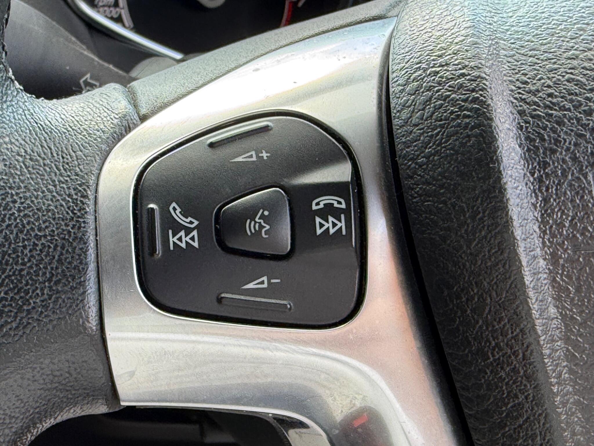 Ford B-Max - Image 23